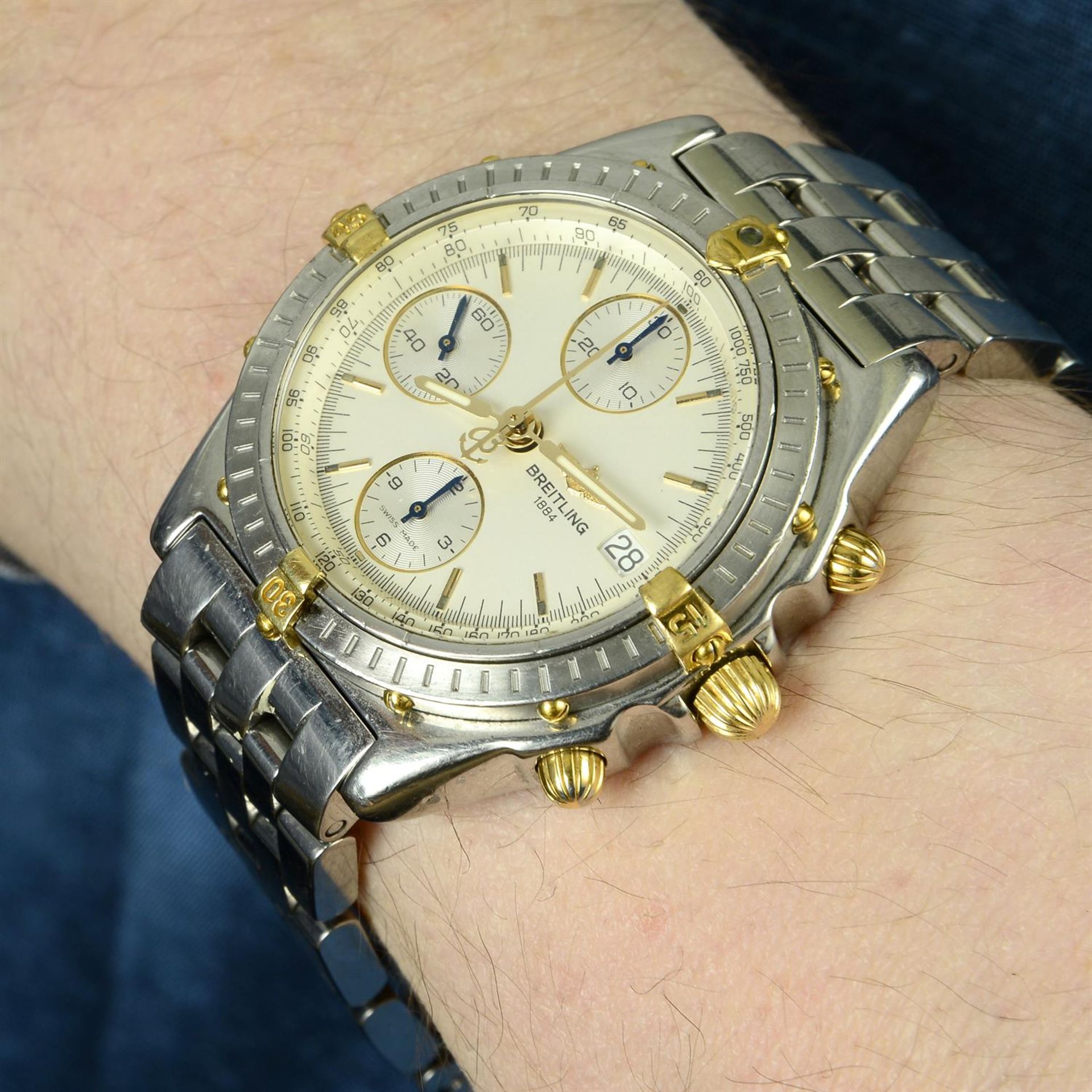 BREITLING - a limited edition stainless steel Chronomat "1984-1994" chronograph bracelet watch, - Bild 6 aus 6