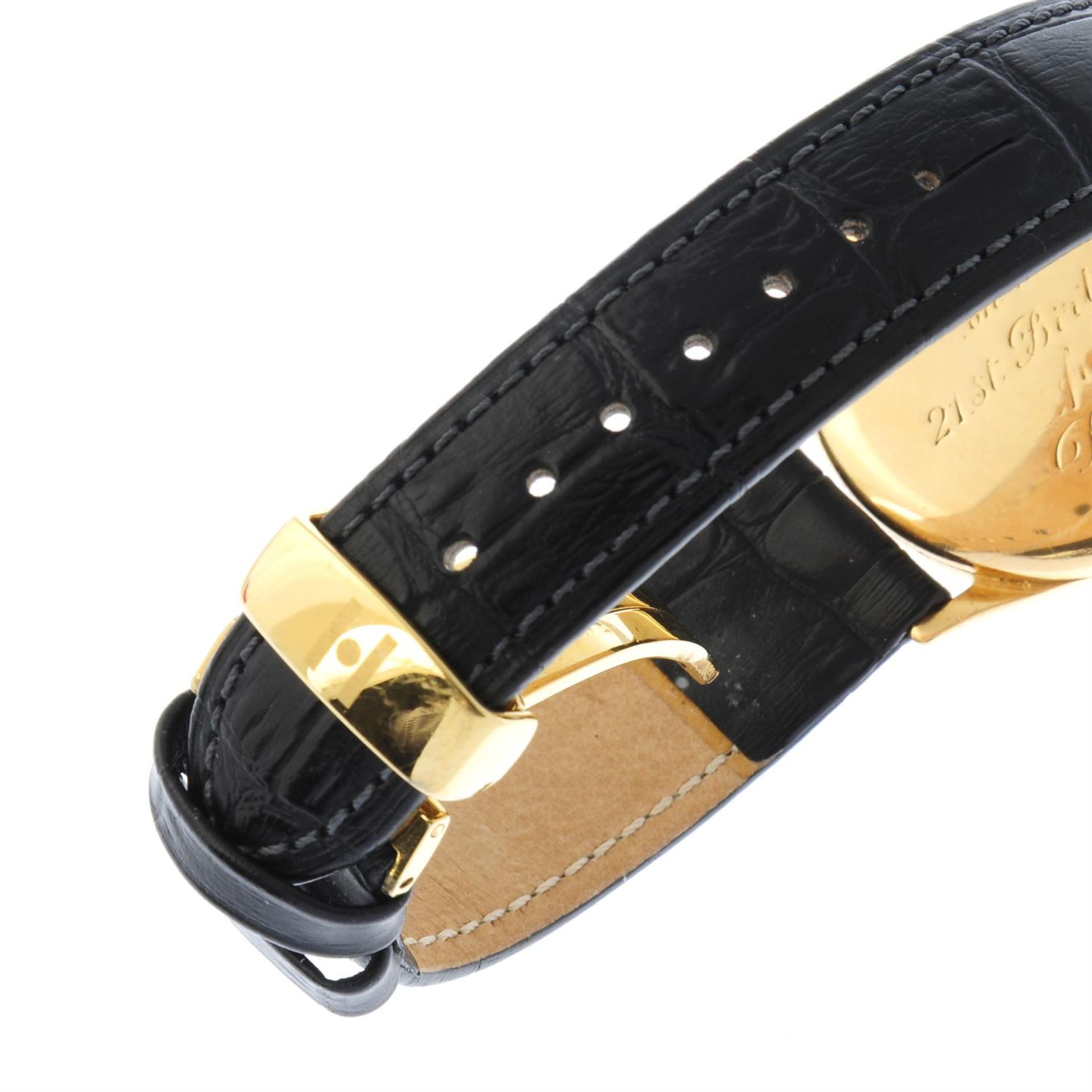 MOVADO - an 18ct yellow gold triple date wrist watch, 33mm. - Bild 2 aus 5