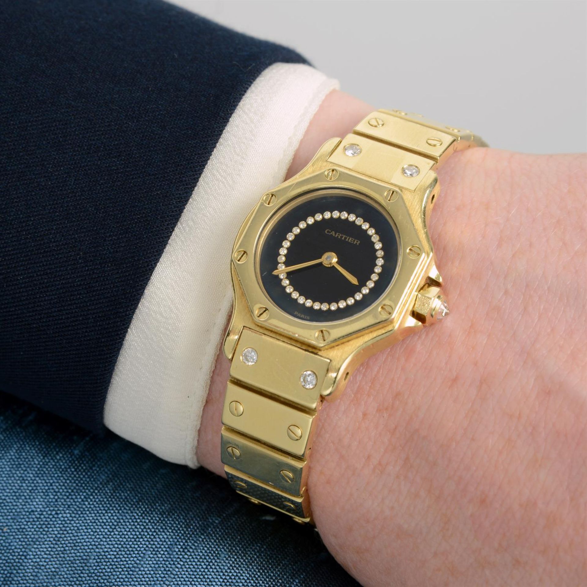 CARTIER - an 18ct yellow gold Santos Octagon bracelet watch, 24mm. - Bild 6 aus 7