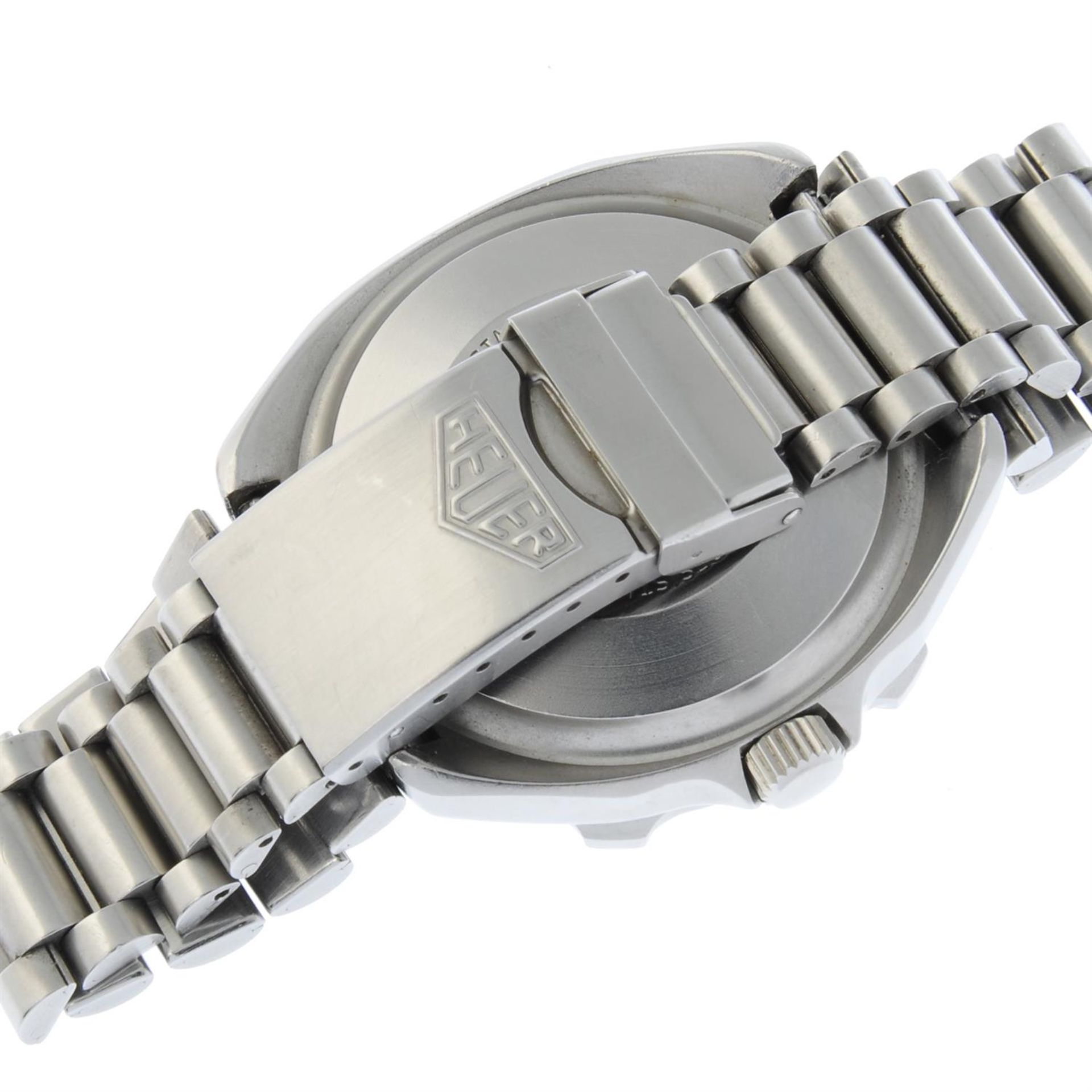 HEUER - a stainless steel Super Professional bracelet watch, 41mm - Bild 2 aus 6
