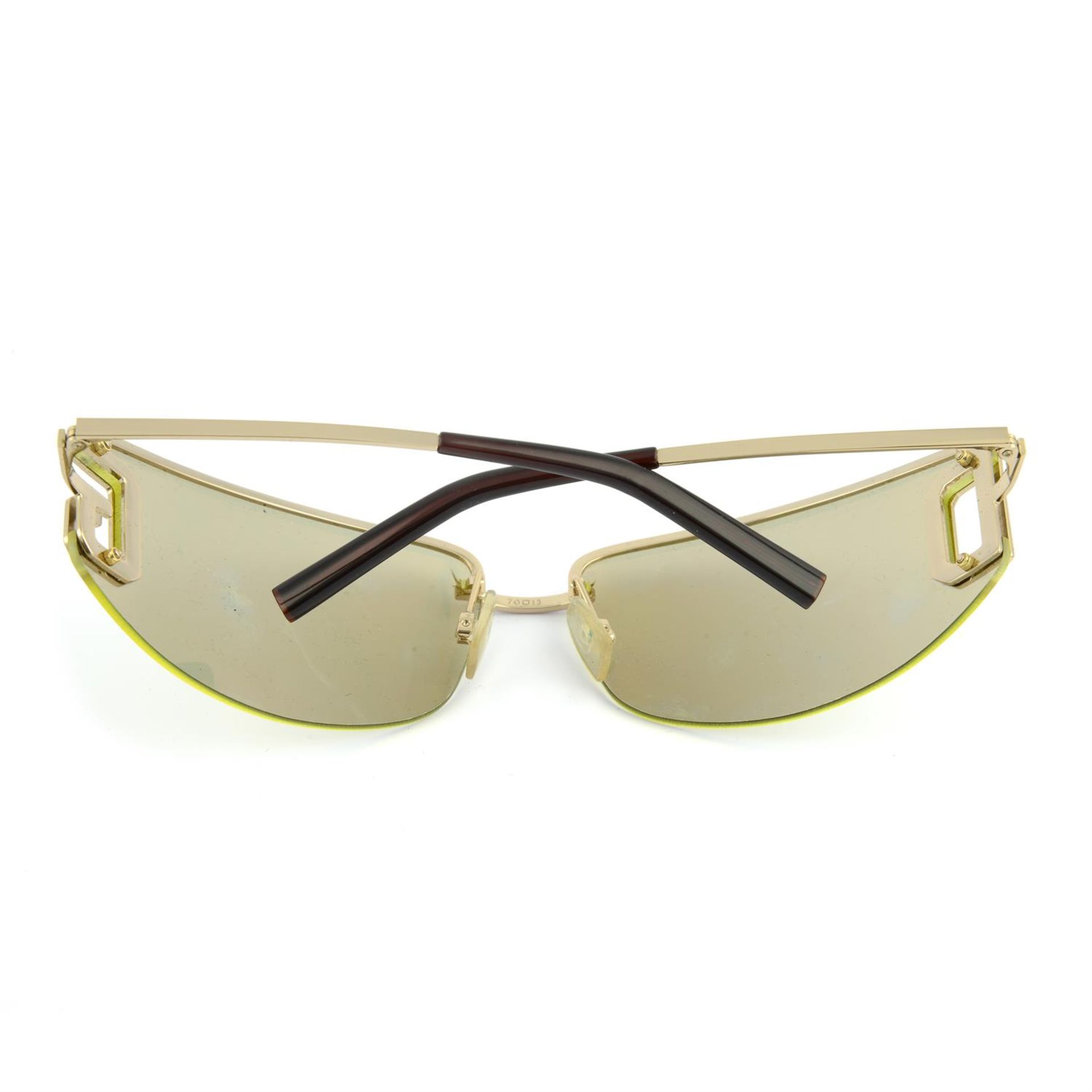 DOLCE & GABBANA - a pair of sunglasses. - Image 2 of 3