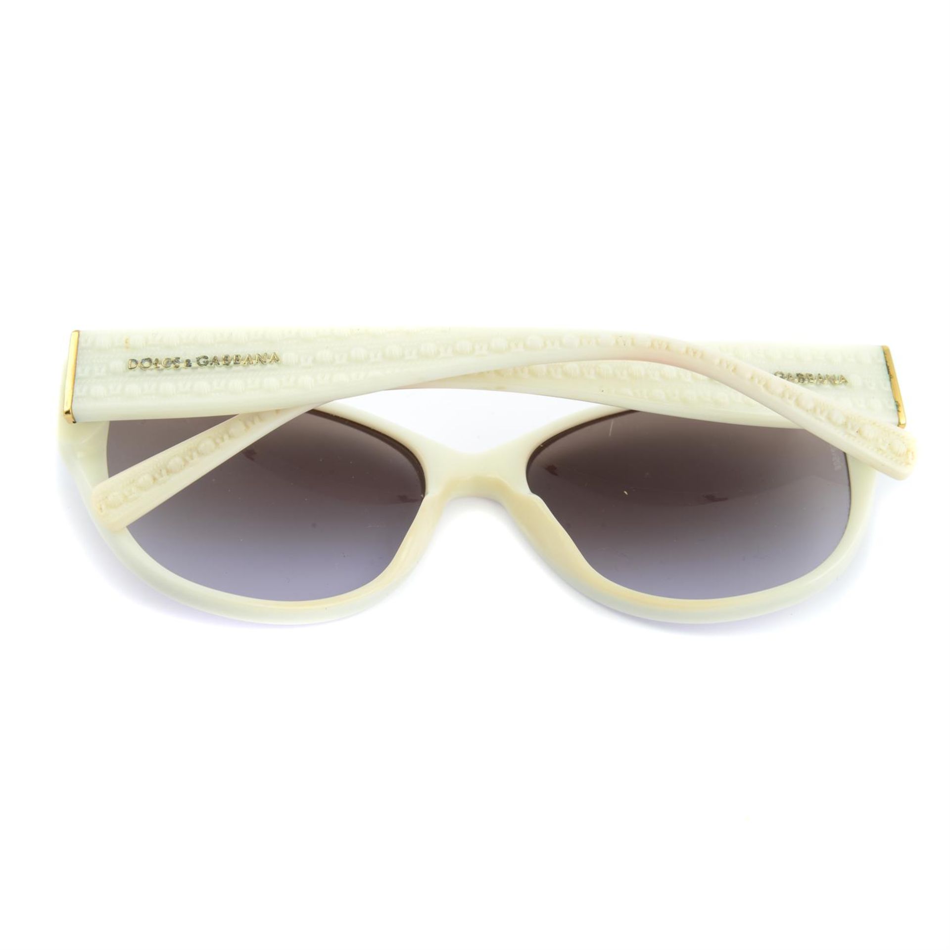 DOLCE & GABBANA - a pair of sunglasses. - Image 2 of 2