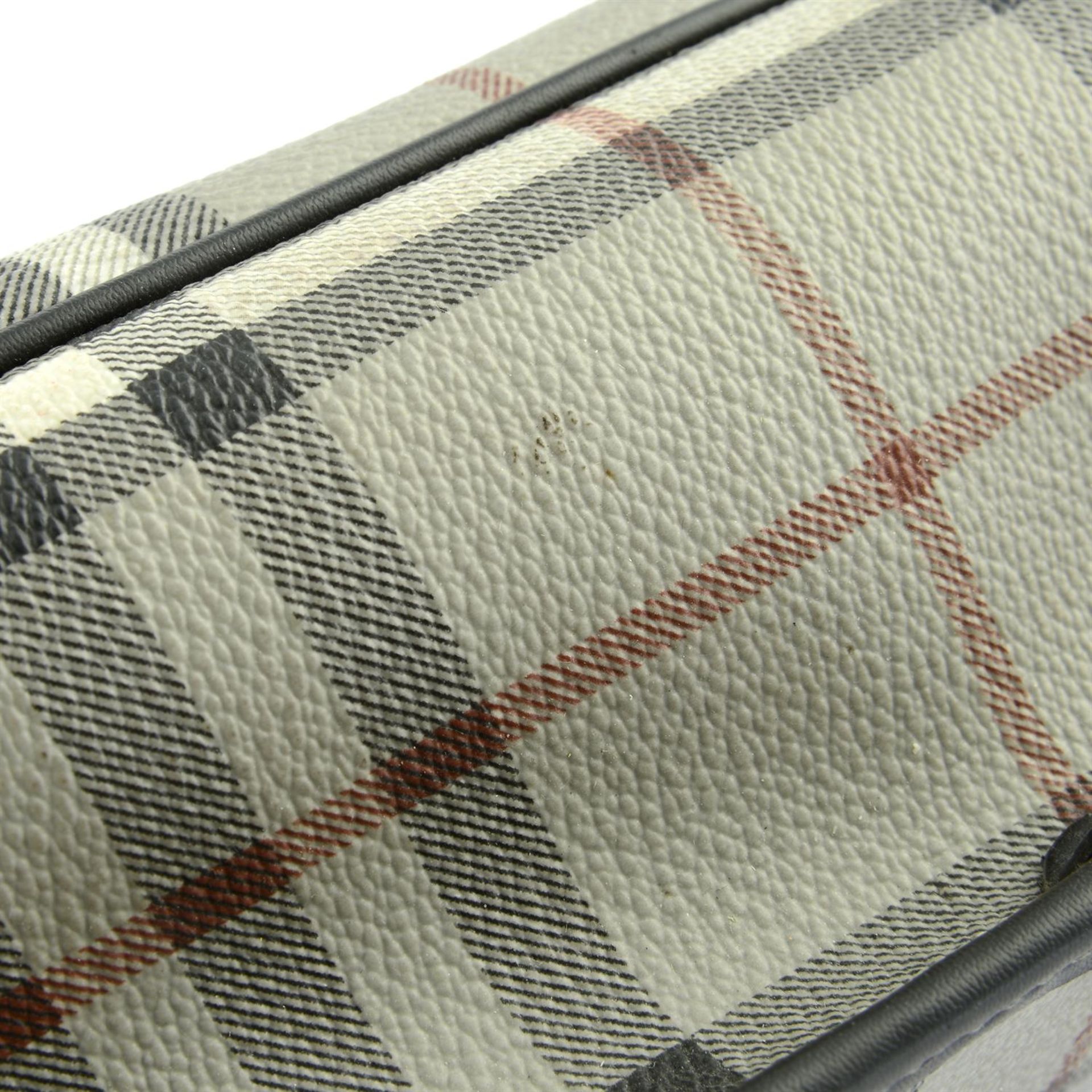 BURBERRY - a grey Nova check satchel. - Image 5 of 6