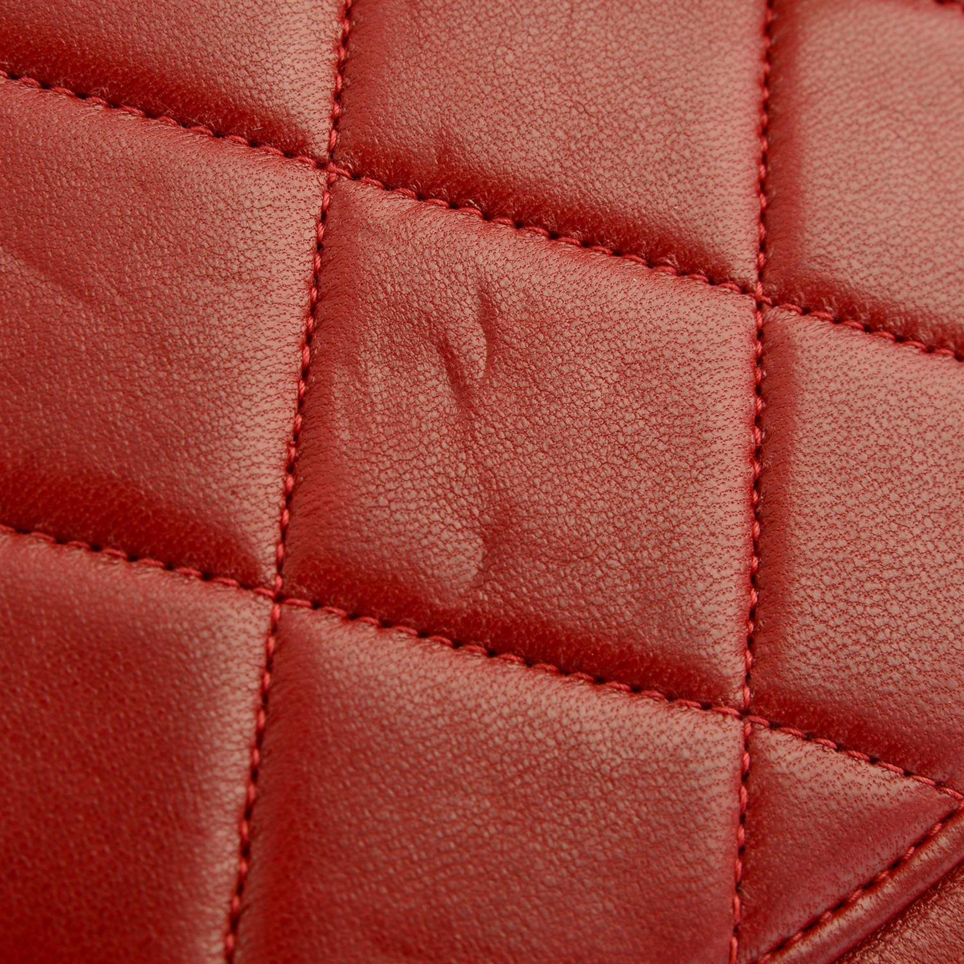 CHANEL - a red lambskin leather Jumbo flap handbag. - Bild 6 aus 6