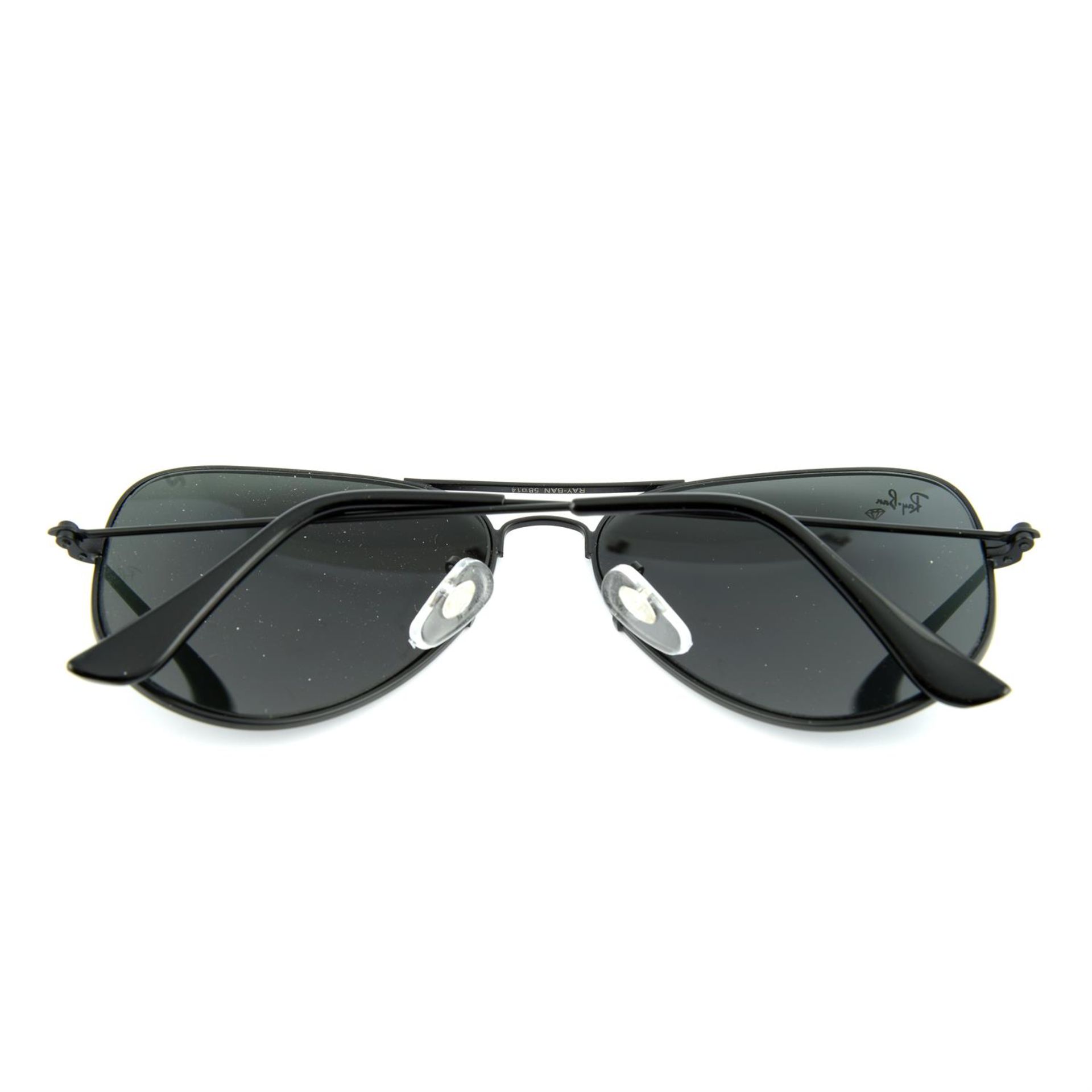 RAY-BAN - a pair of aviator sunglasses. - Image 2 of 3