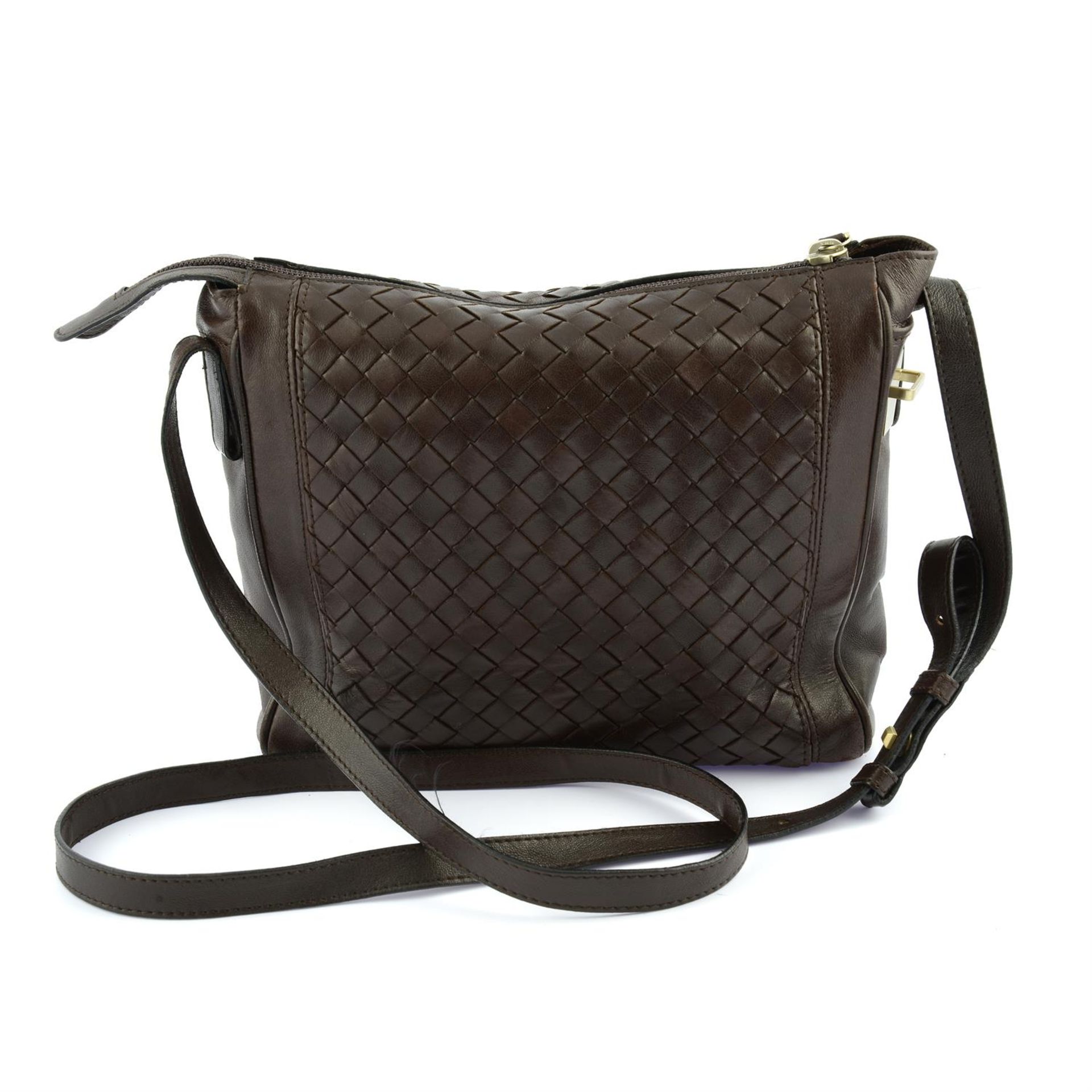 BOTTEGA VENETA - a brown leather crossbody handbag. - Image 2 of 4