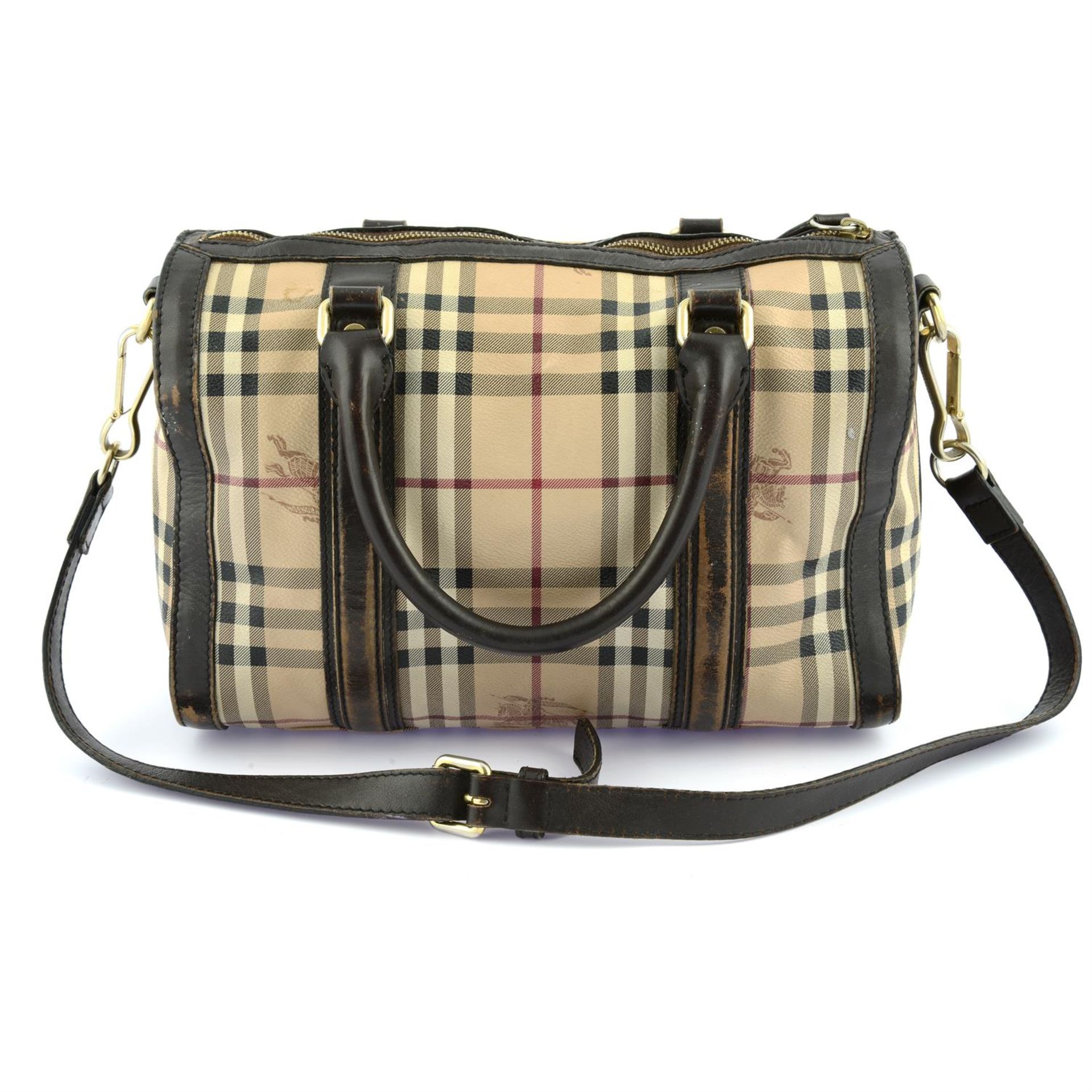 BURBERRY - a Haymarket check bowling bag. - Bild 2 aus 10