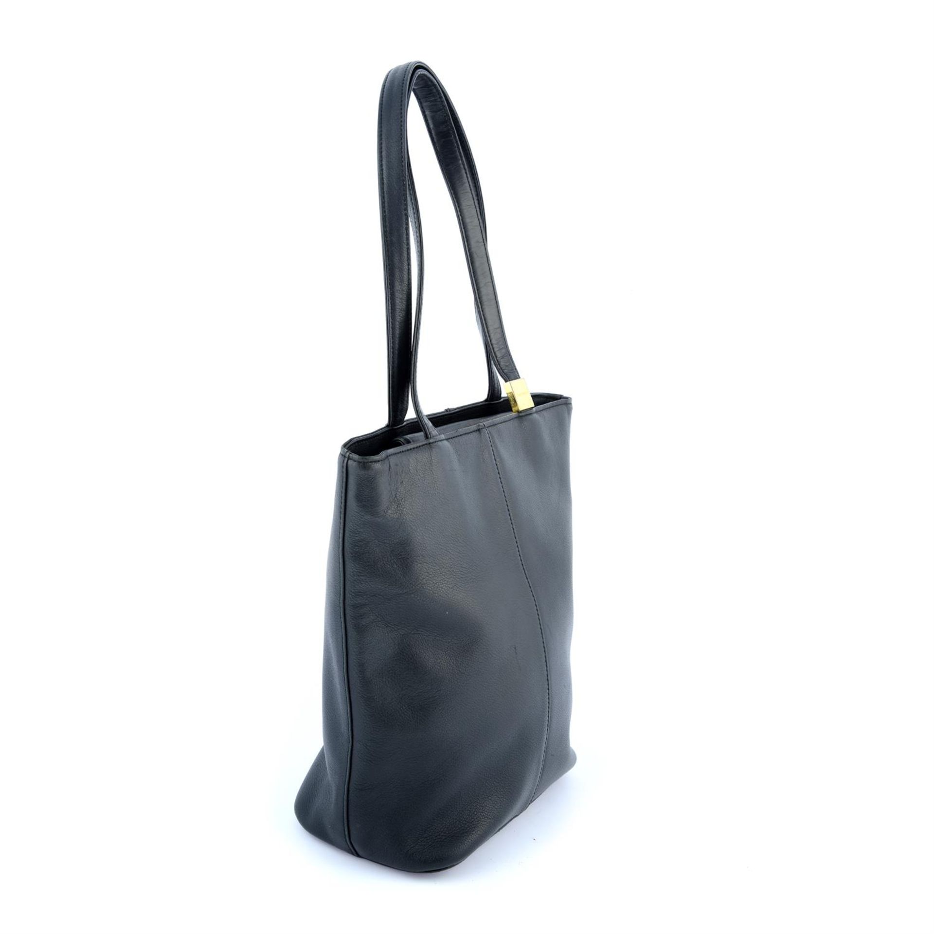 BURBERRY - a black leather tote. - Image 3 of 4