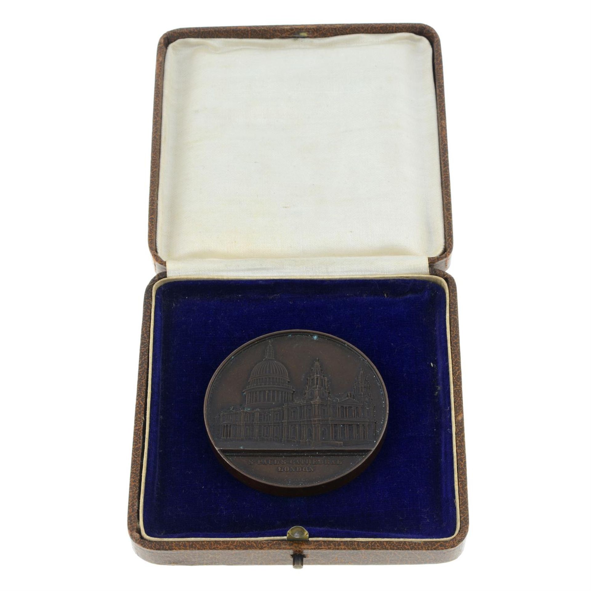 St Paul’s Cathedral, bronze medal circa 1855 by J Wiener. - Image 3 of 3