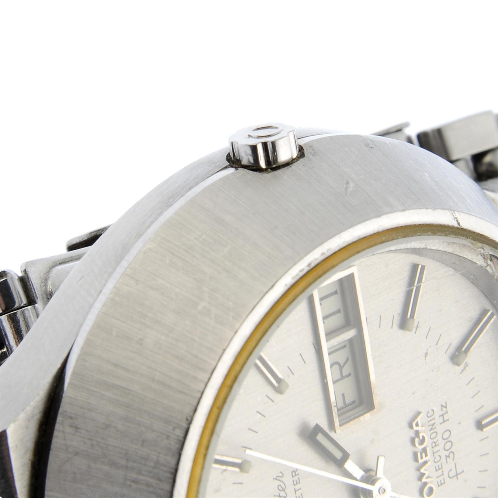 OMEGA - a stainless steel Seamaster f300Hz bracelet watch, 41mm. - Image 4 of 5