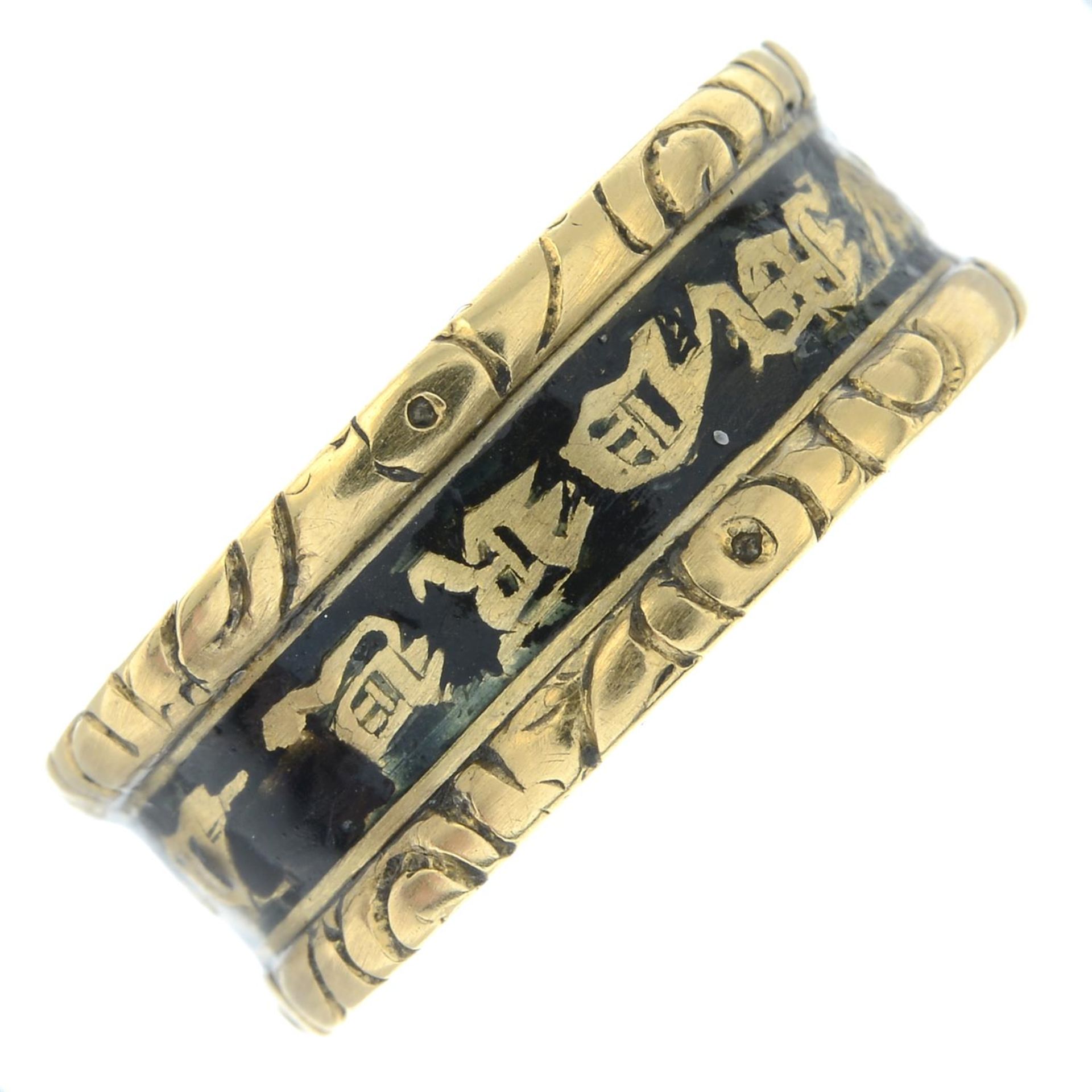 A late Georgian 18ct gold black enamel 'In Memory Of' mourning band ring. - Image 2 of 5