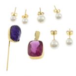 A selection of gem-set jewellery, to include a carved amethyst stickpin, a tourmaline pendant and