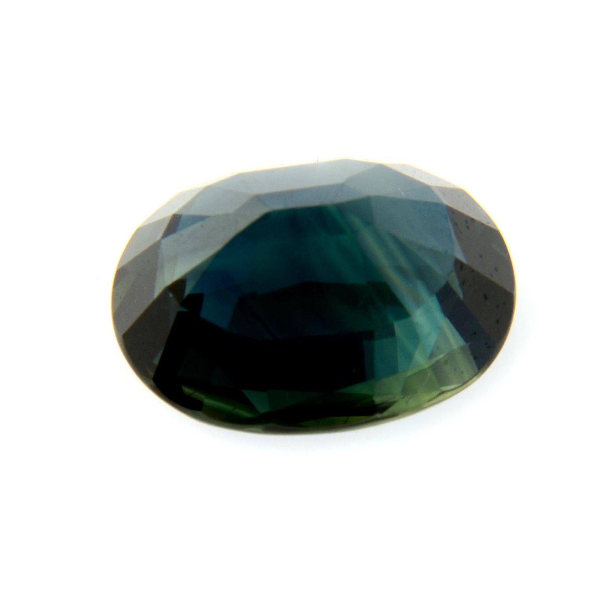 An oval shape sapphire, weighing 5.04ct - Image 2 of 3