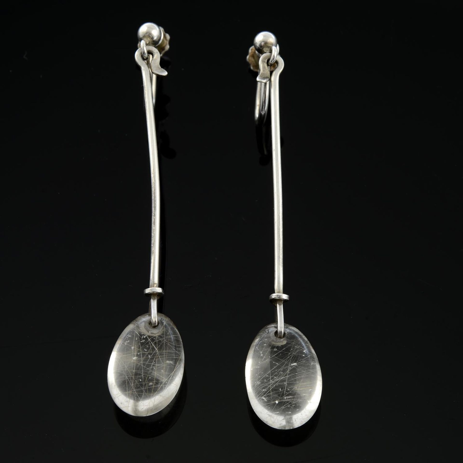 A pair of rutilated quartz earrings, in the manner of the 'Dew Drop' collection, by Torun - Image 2 of 2