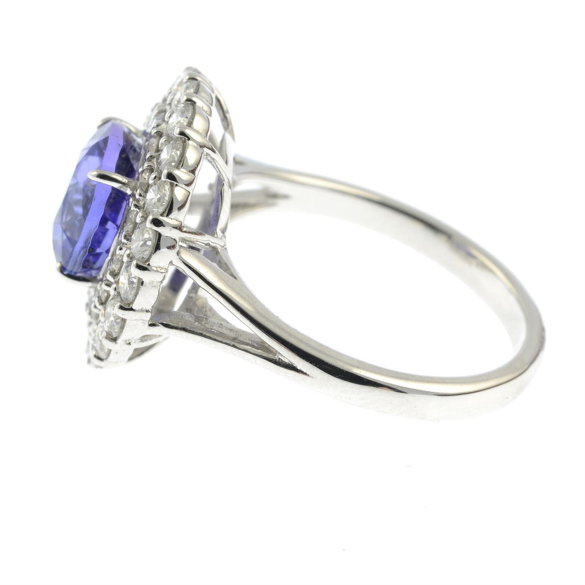 A tanzanite and diamond cluster ring. - Image 3 of 5