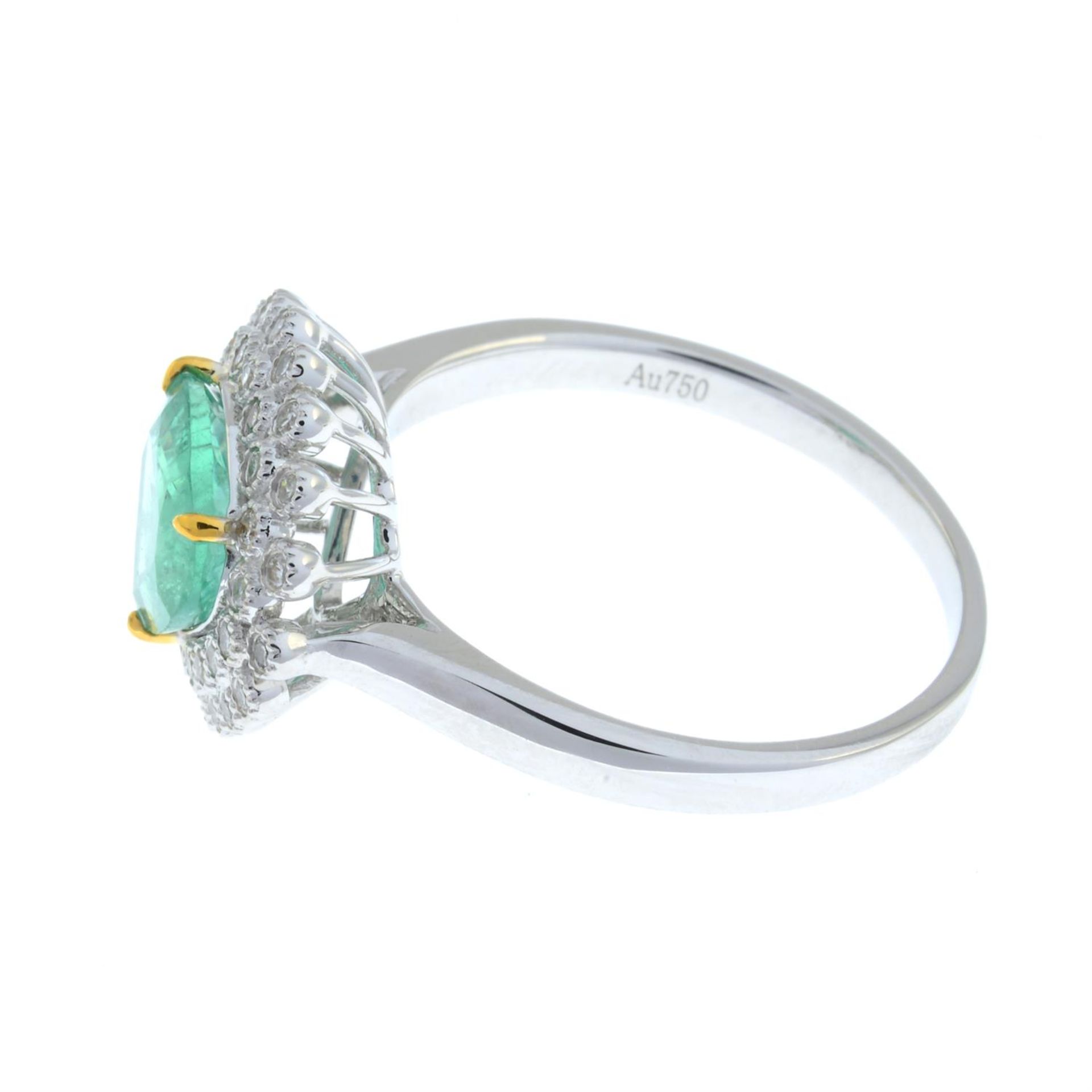 An emerald and brilliant-cut diamond dress ring. - Image 4 of 5