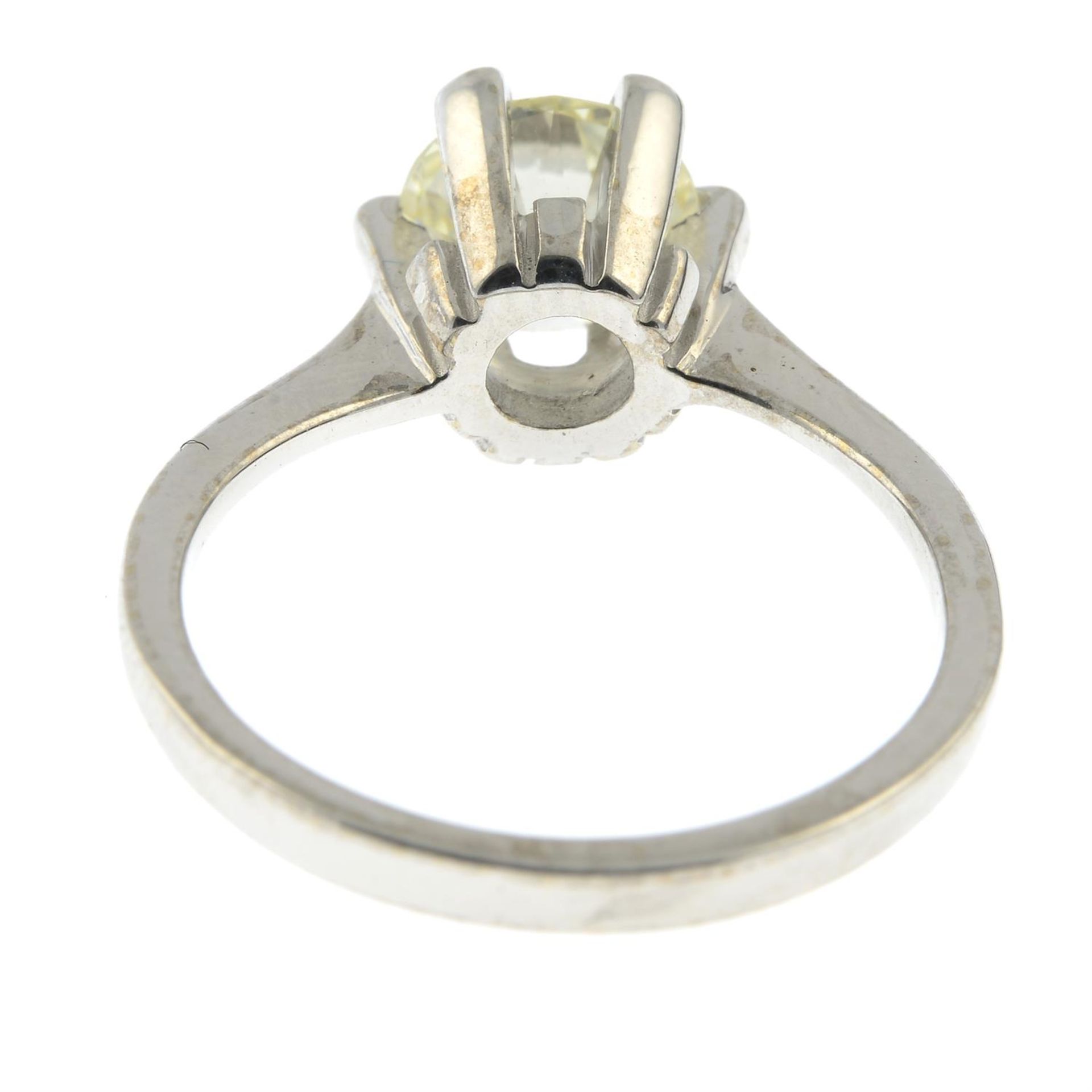 A brilliant-cut diamond single-stone ring. - Image 4 of 5