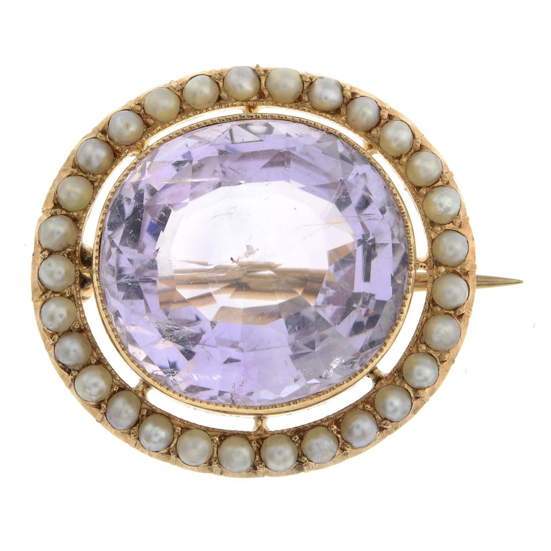 An early 20th century 15ct gold amethyst and split pearl brooch. - Image 2 of 4