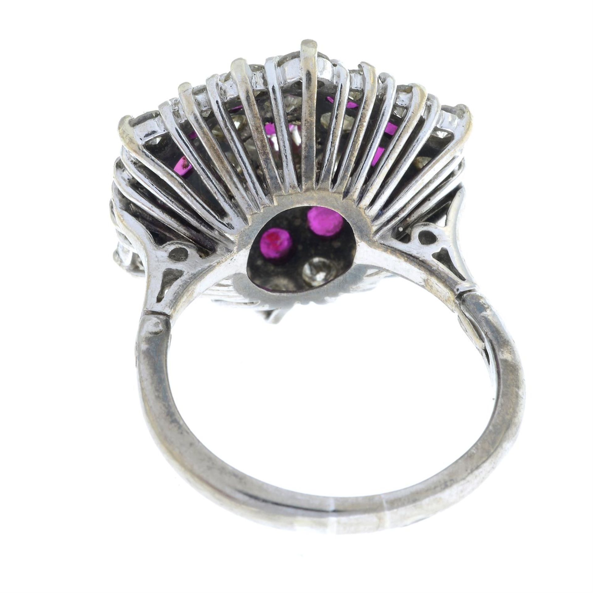 A brilliant-cut diamond and ruby cluster ring. - Image 3 of 6