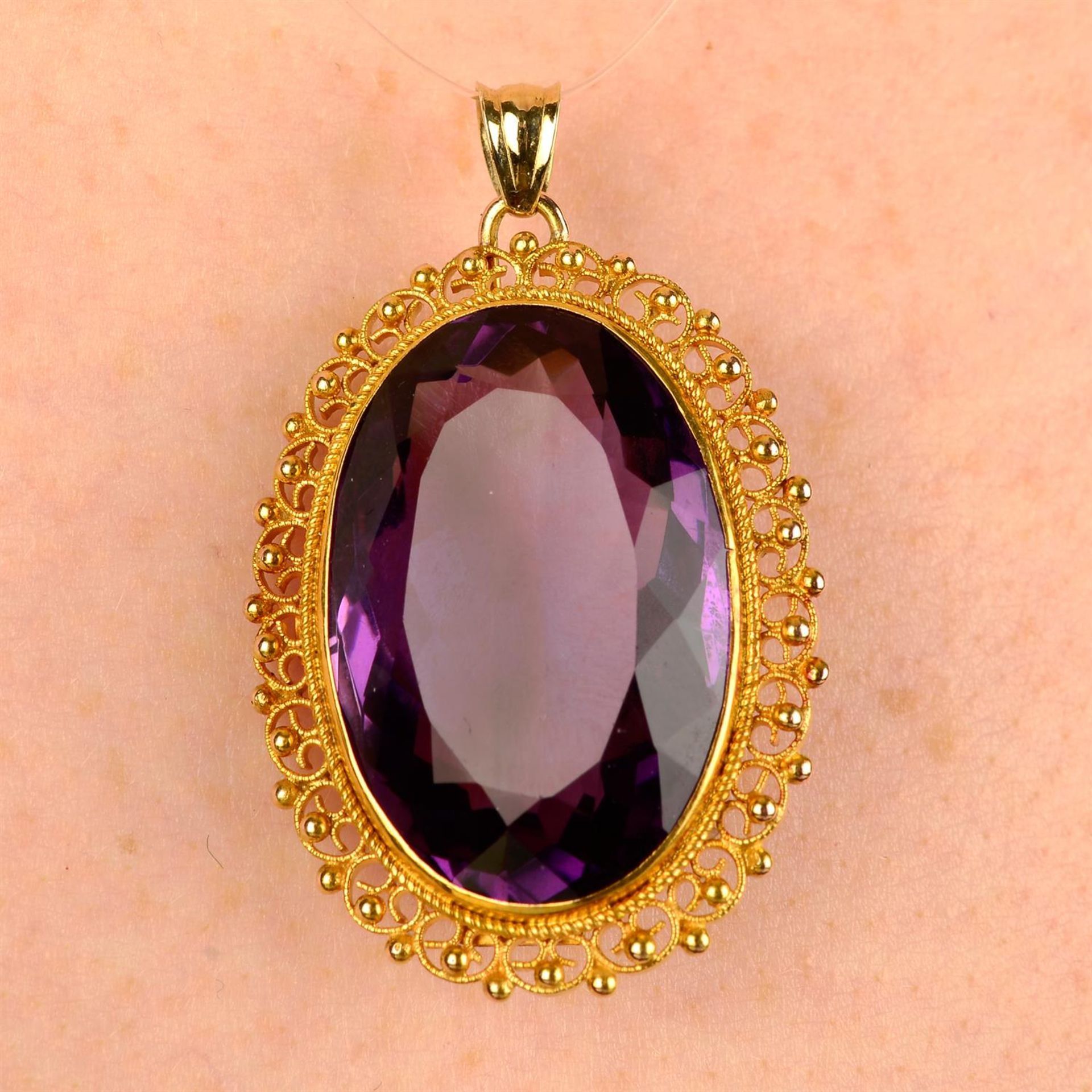 An early 20th century 14ct gold amethyst pendant.
