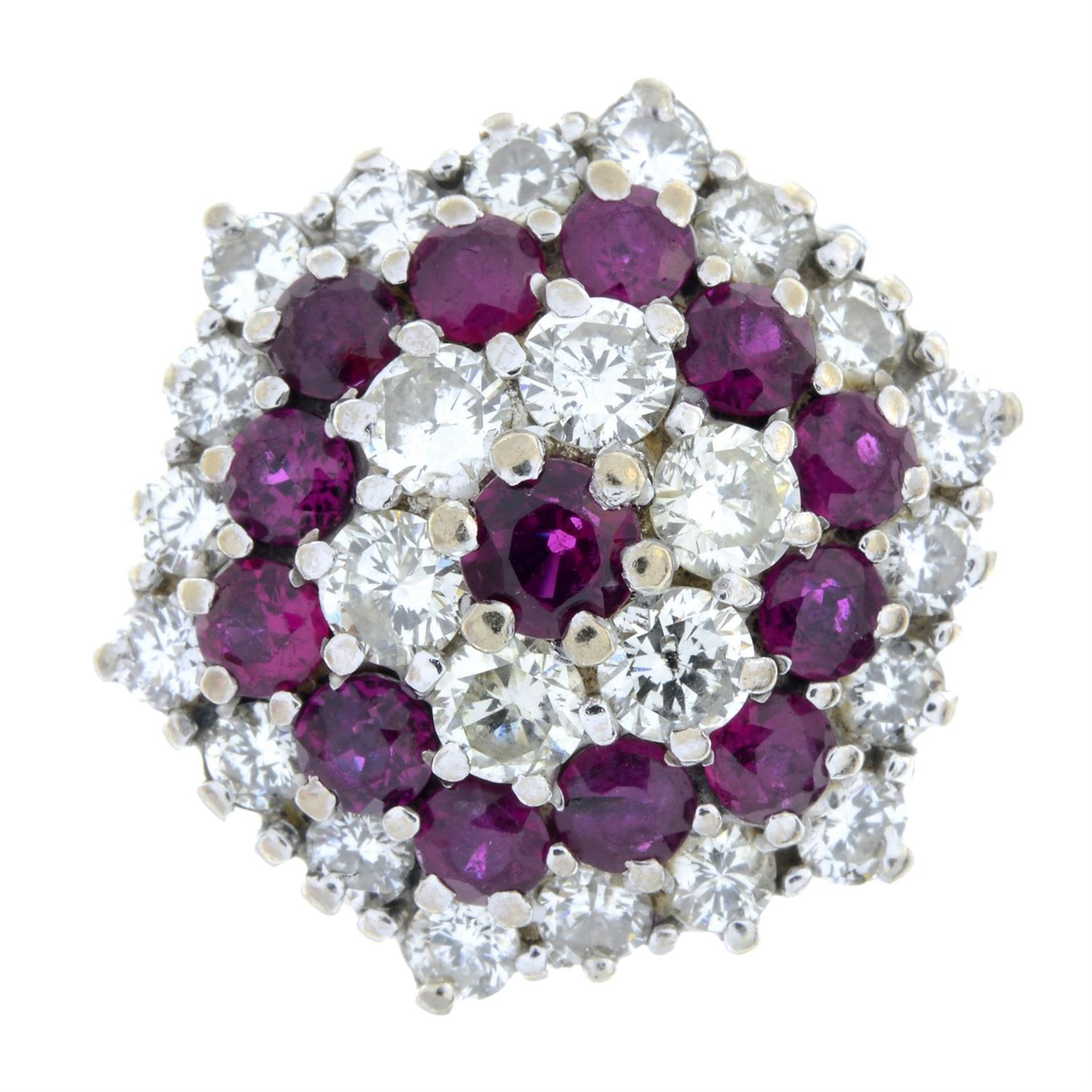 A brilliant-cut diamond and ruby cluster ring. - Image 2 of 6