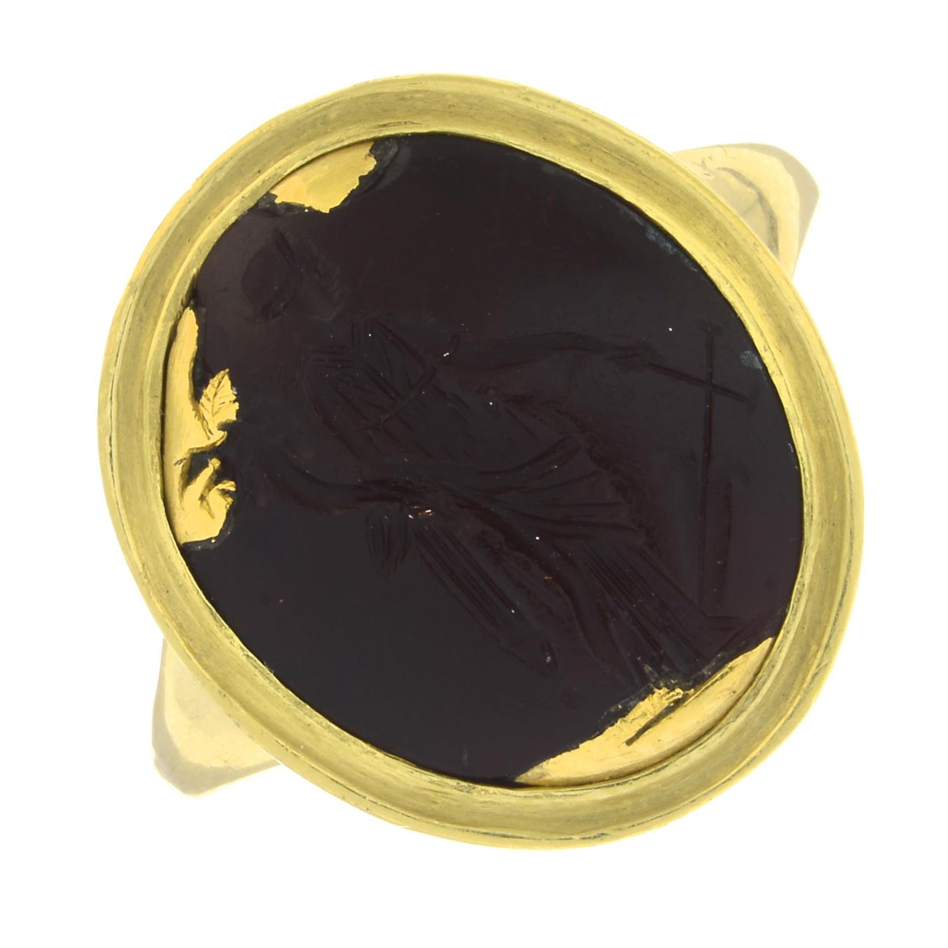 A Roman 1st century carnelian intaglio, in later 18ct gold ring mount, possibly carved to depict - Image 2 of 5