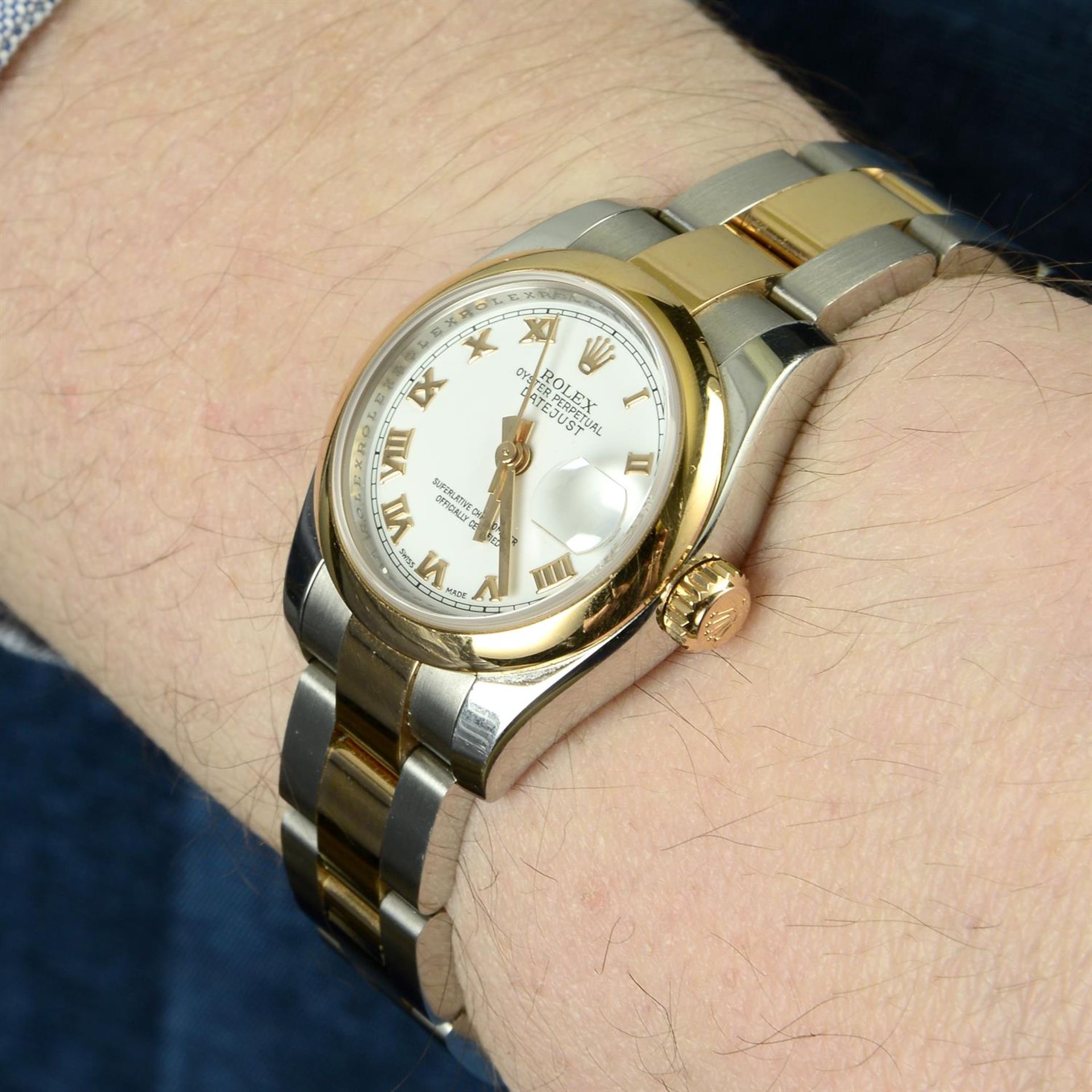 ROLEX - a bi-metal Oyster Perpetual Datejust 26 bracelet watch, 26mm. - Image 5 of 5