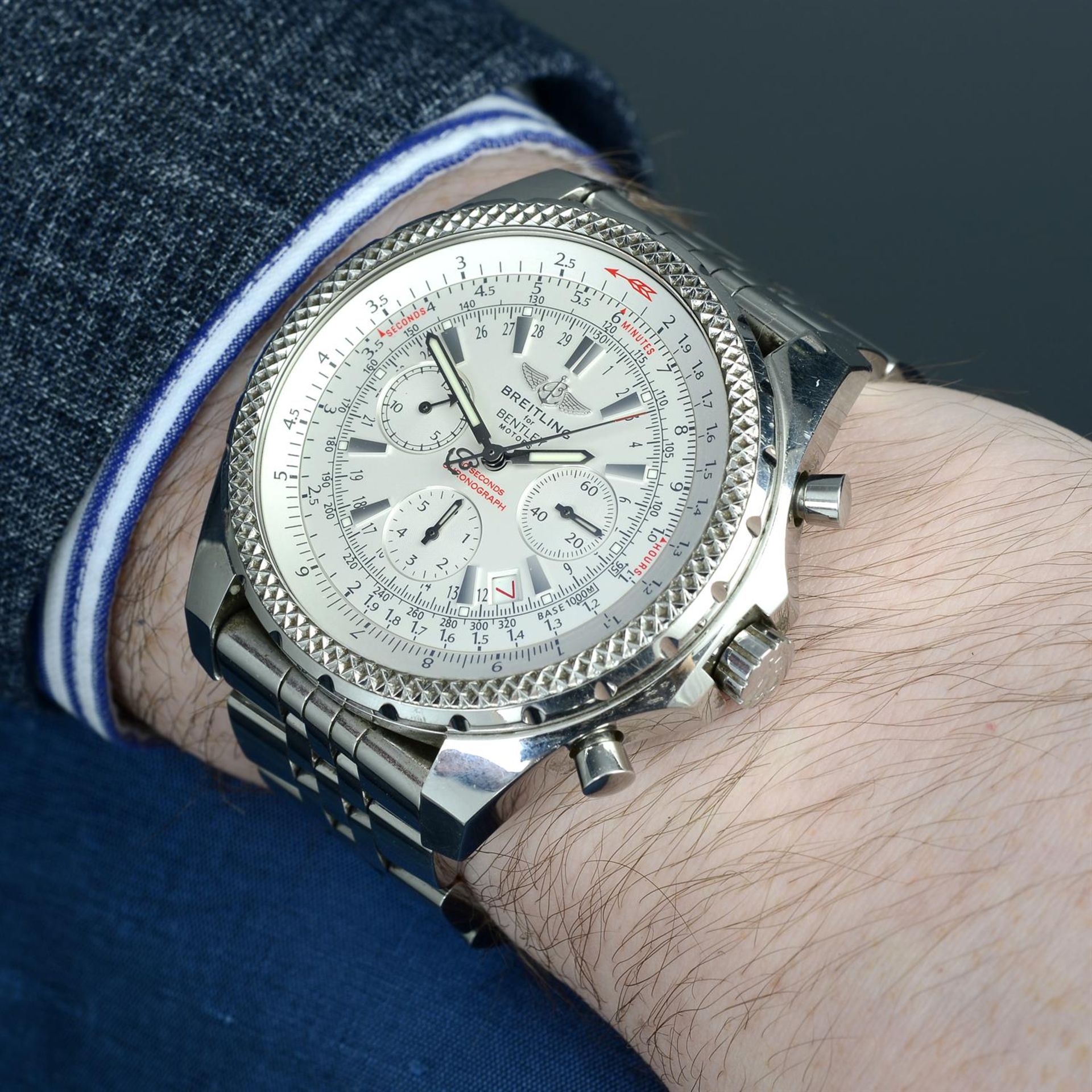 BREITLING - a stainless steel Breitling for Bentley chronograph bracelet watch, 49mm. - Image 5 of 5