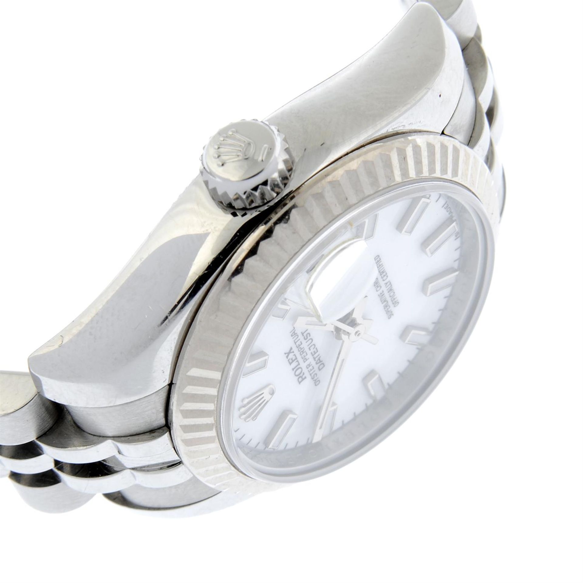 ROLEX - a bi-metal Oyster Perpetual Datejust bracelet watch, 26mm. - Image 3 of 5