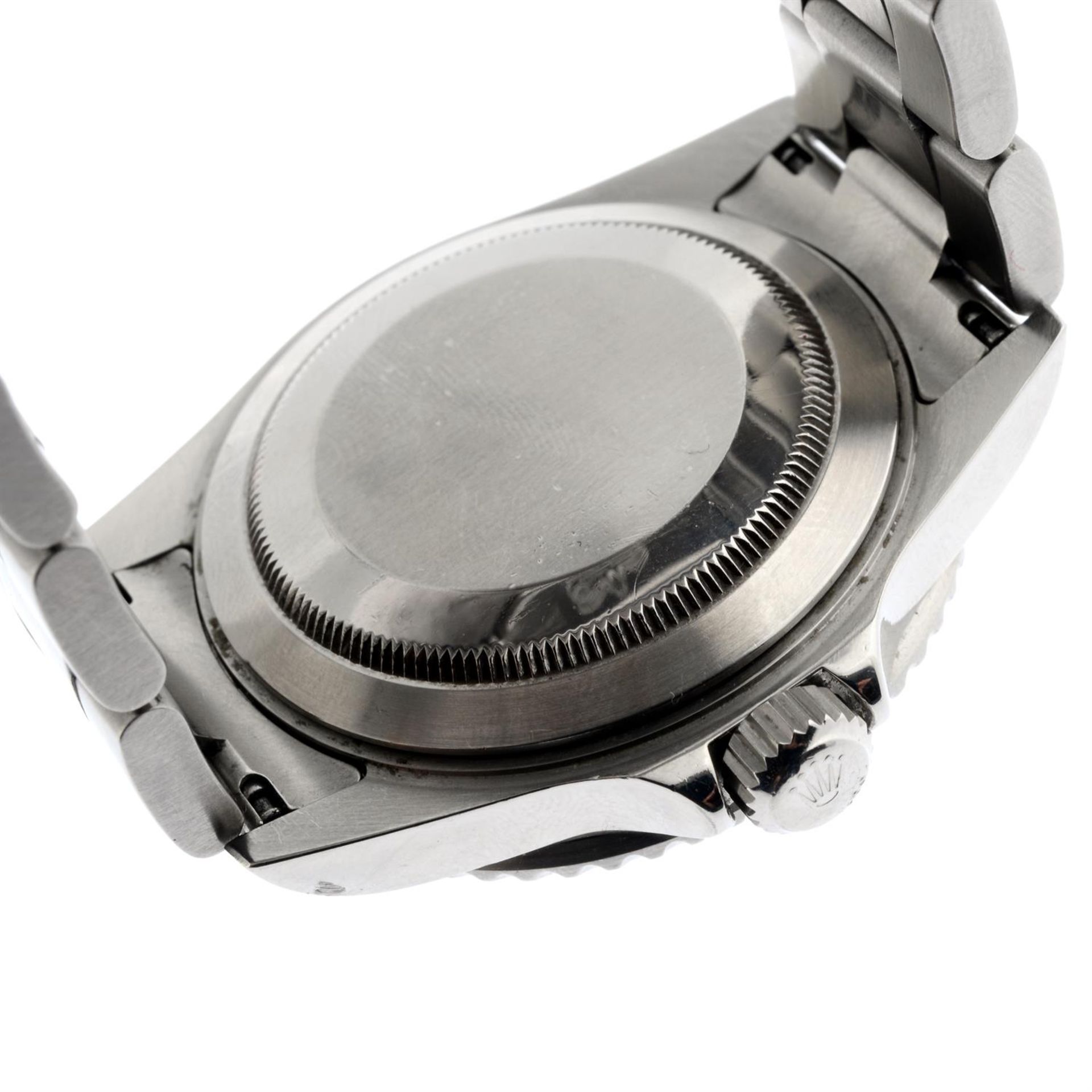 ROLEX - a stainless steel Oyster Perpetual Submariner bracelet watch, 40mm. - Image 2 of 5