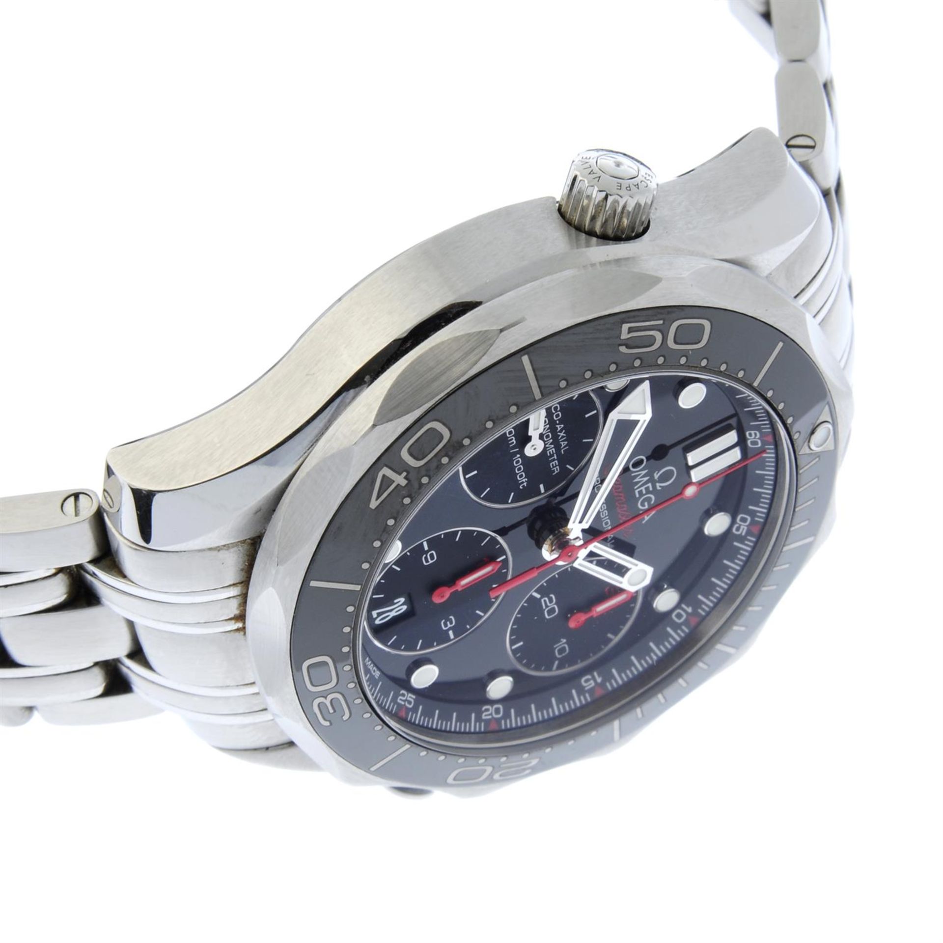 OMEGA - a stainless steel Seamaster Professional Diver 300M Co-Axial chronograph bracelet watch, - Image 4 of 7