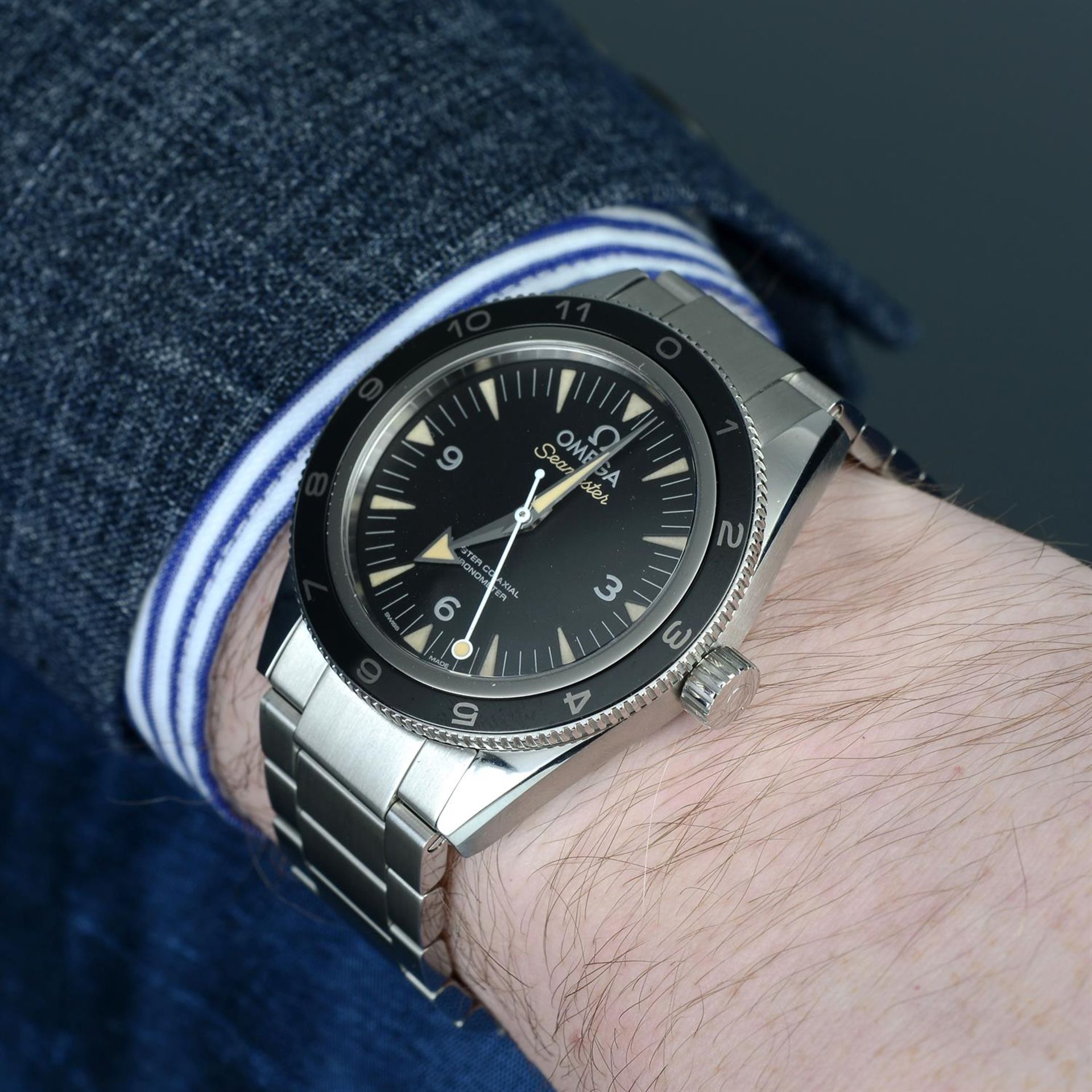 OMEGA - a limited edition stainless steel 'Spectre' Seamaster 300 bracelet watch, 41mm - Image 5 of 6