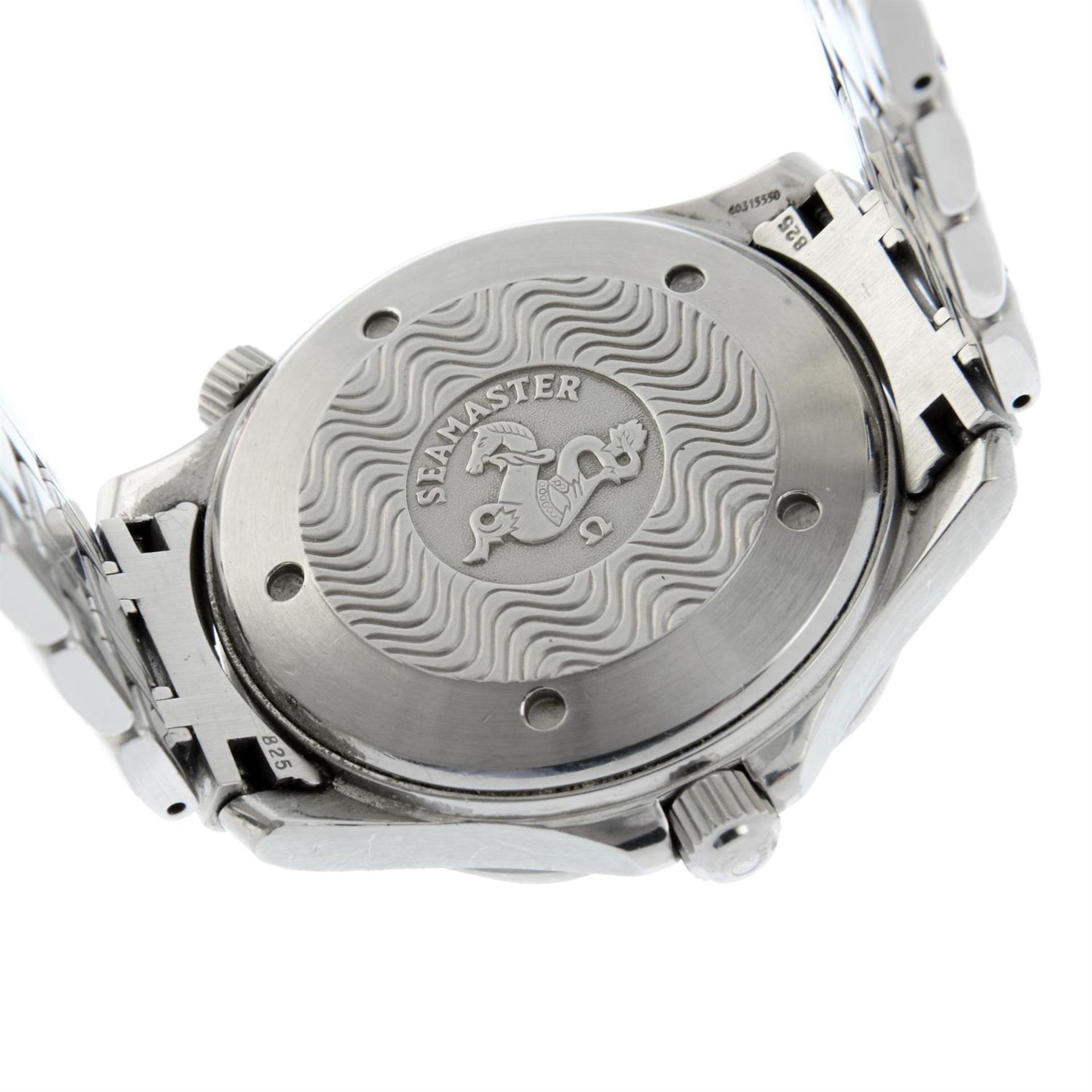 OMEGA - a stainless steel Seamaster Professional 300M bracelet watch, 41mm. - Image 4 of 5