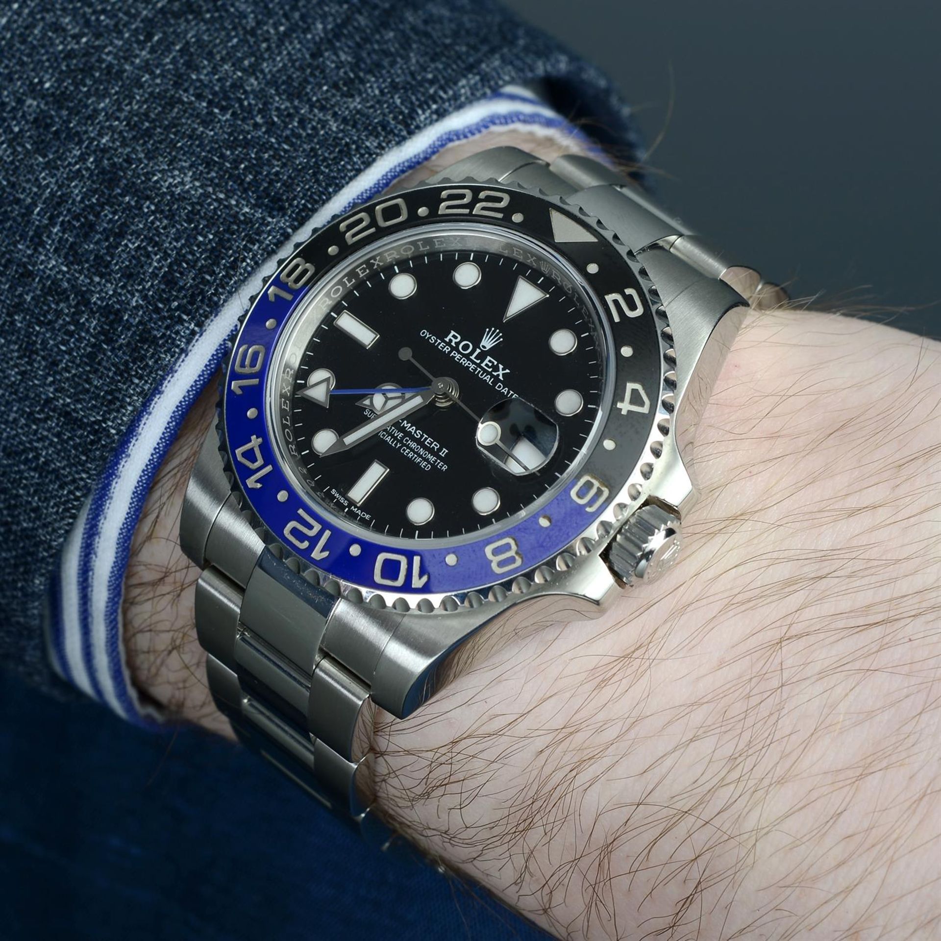 ROLEX - a stainless steel Oyster Perpetual GMT-Master II "Batman" bracelet watch, 40mm. - Image 7 of 8