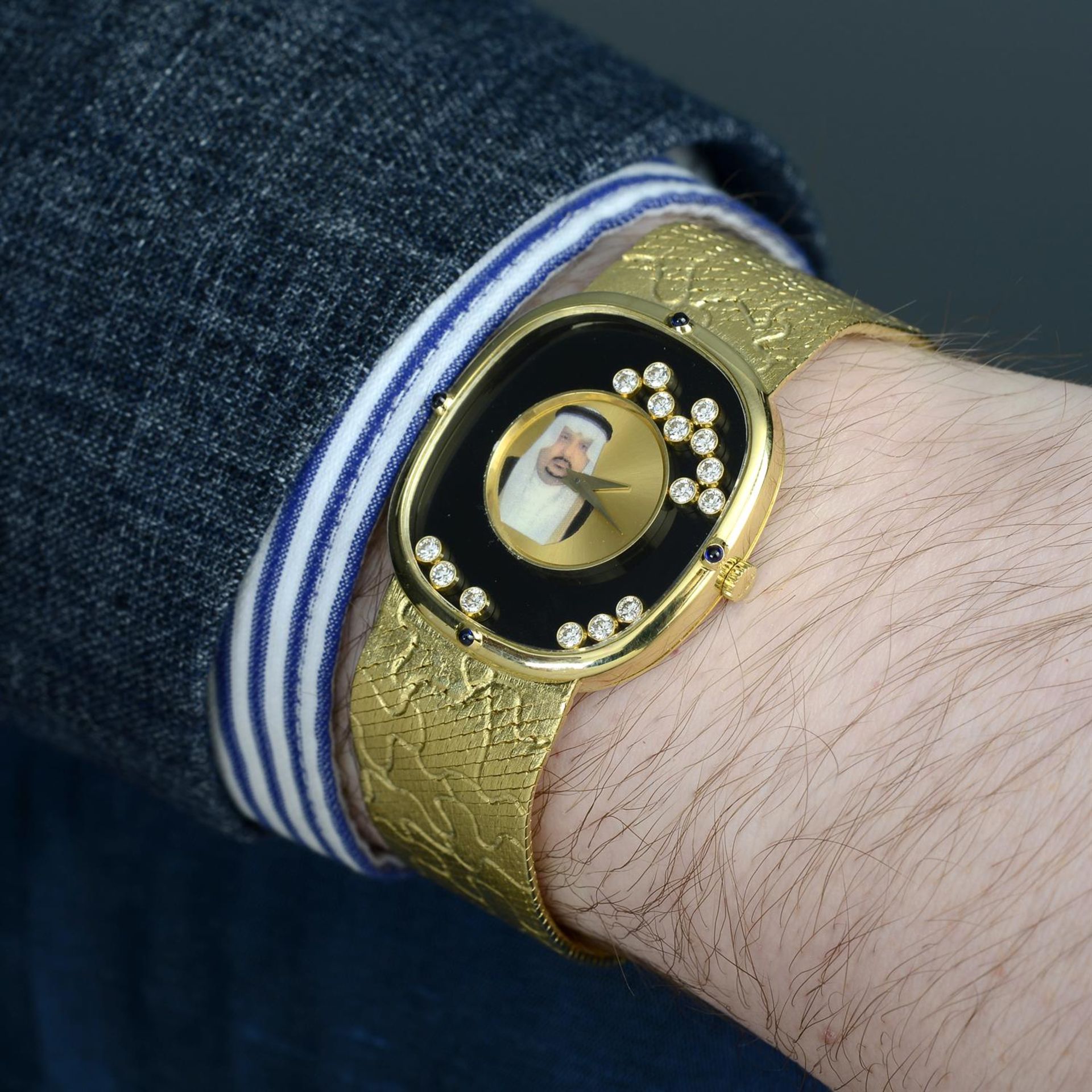 CHOPARD - a yellow metal diamond set bracelet watch, 30mm. - Image 5 of 5