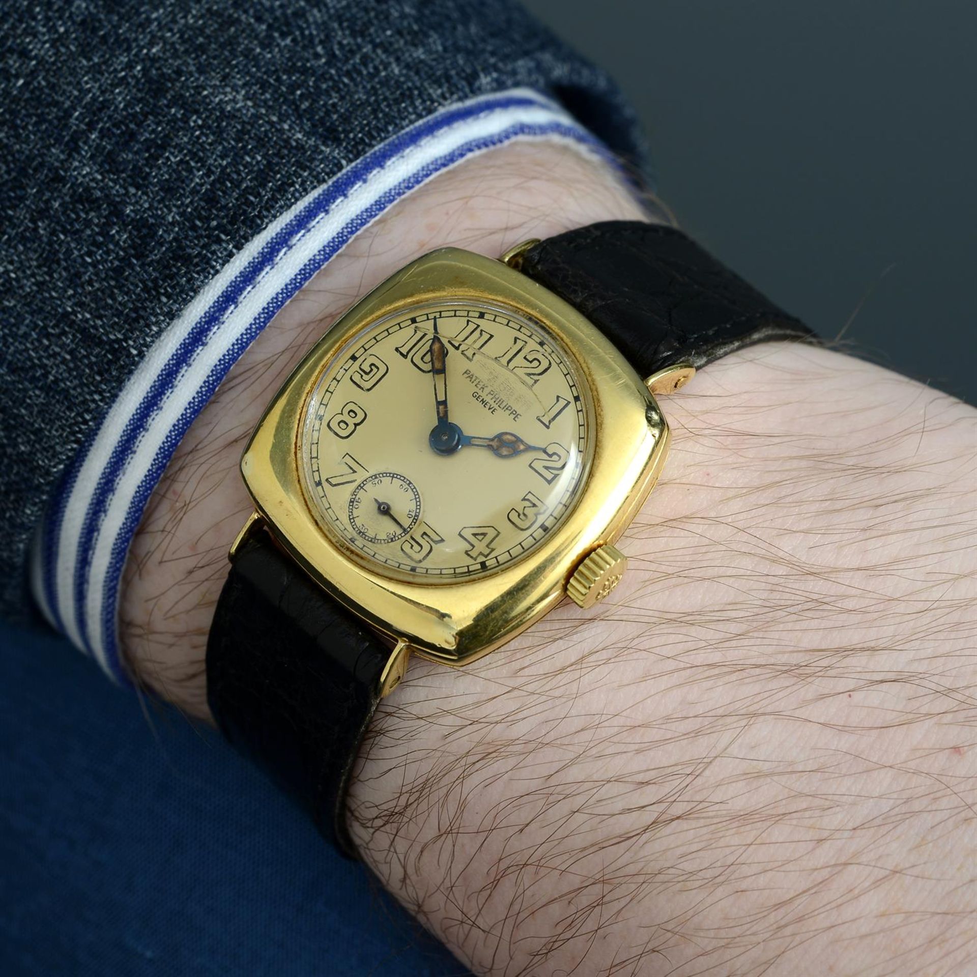 PATEK PHILLIPPE - a yellow metal Officer's wrist watch, 30x30mm. - Image 5 of 5