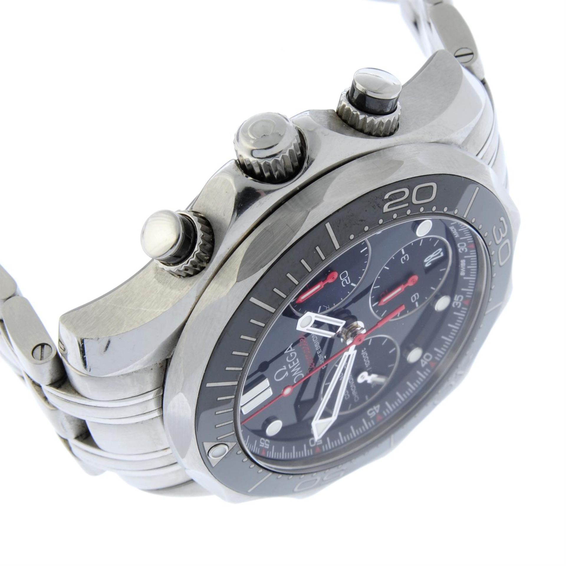 OMEGA - a stainless steel Seamaster Professional Diver 300M Co-Axial chronograph bracelet watch, - Image 3 of 7