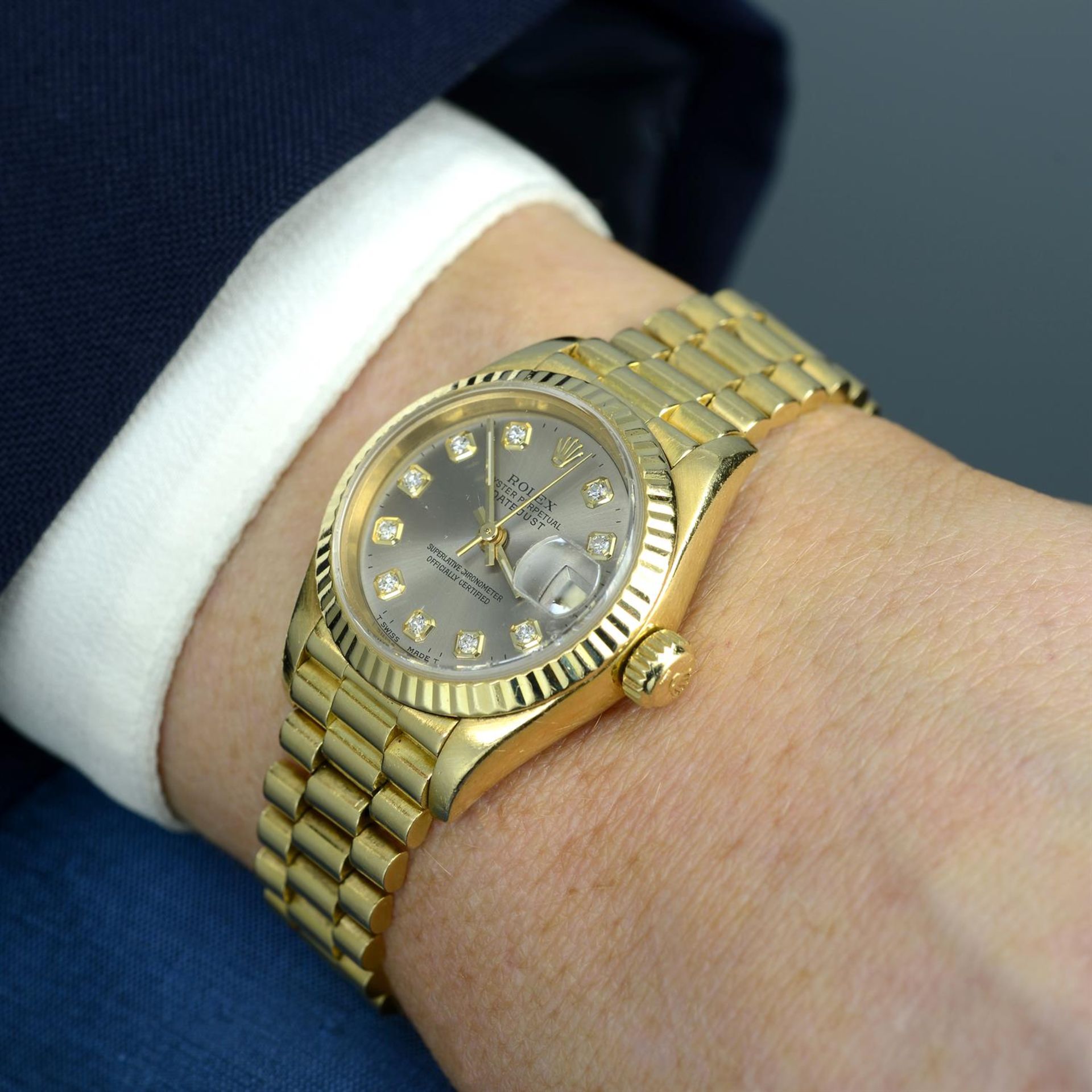 ROLEX - an 18ct yellow gold Oyster Perpetual Datejust bracelet watch, 26mm. - Image 5 of 5