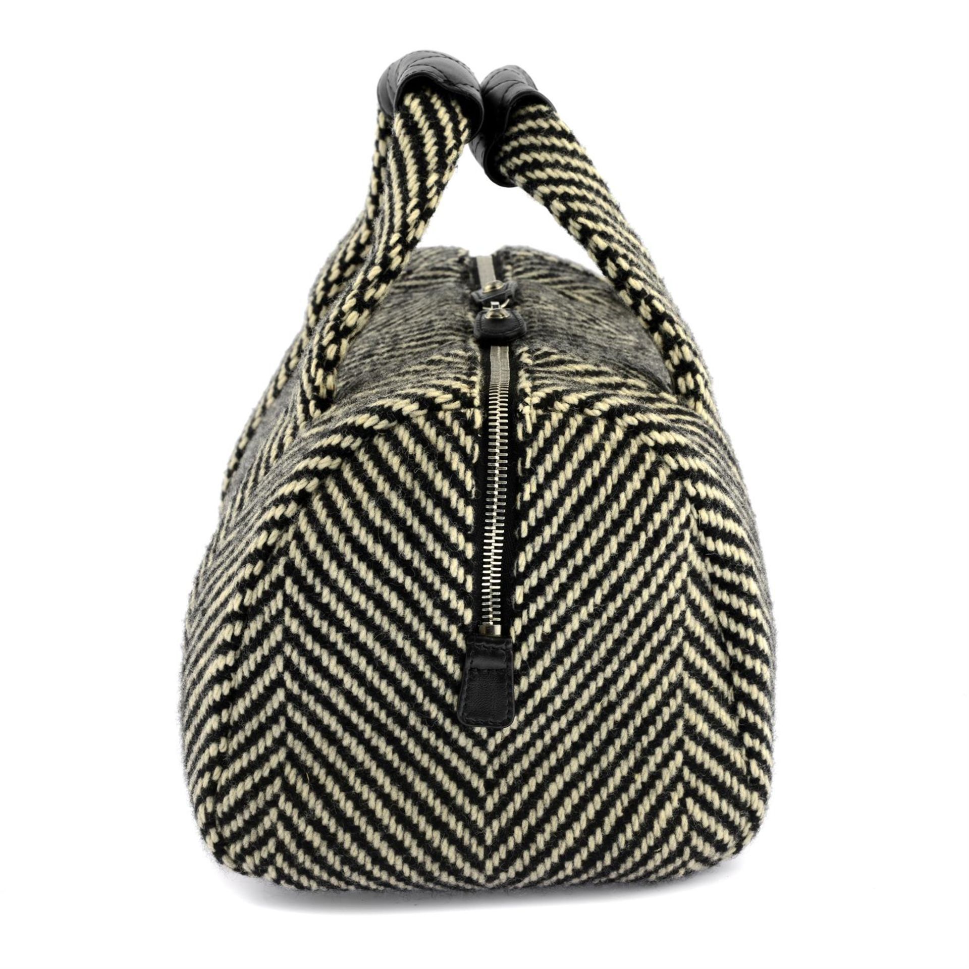 CHANEL - a chevron woven fabric handbag. - Image 4 of 5