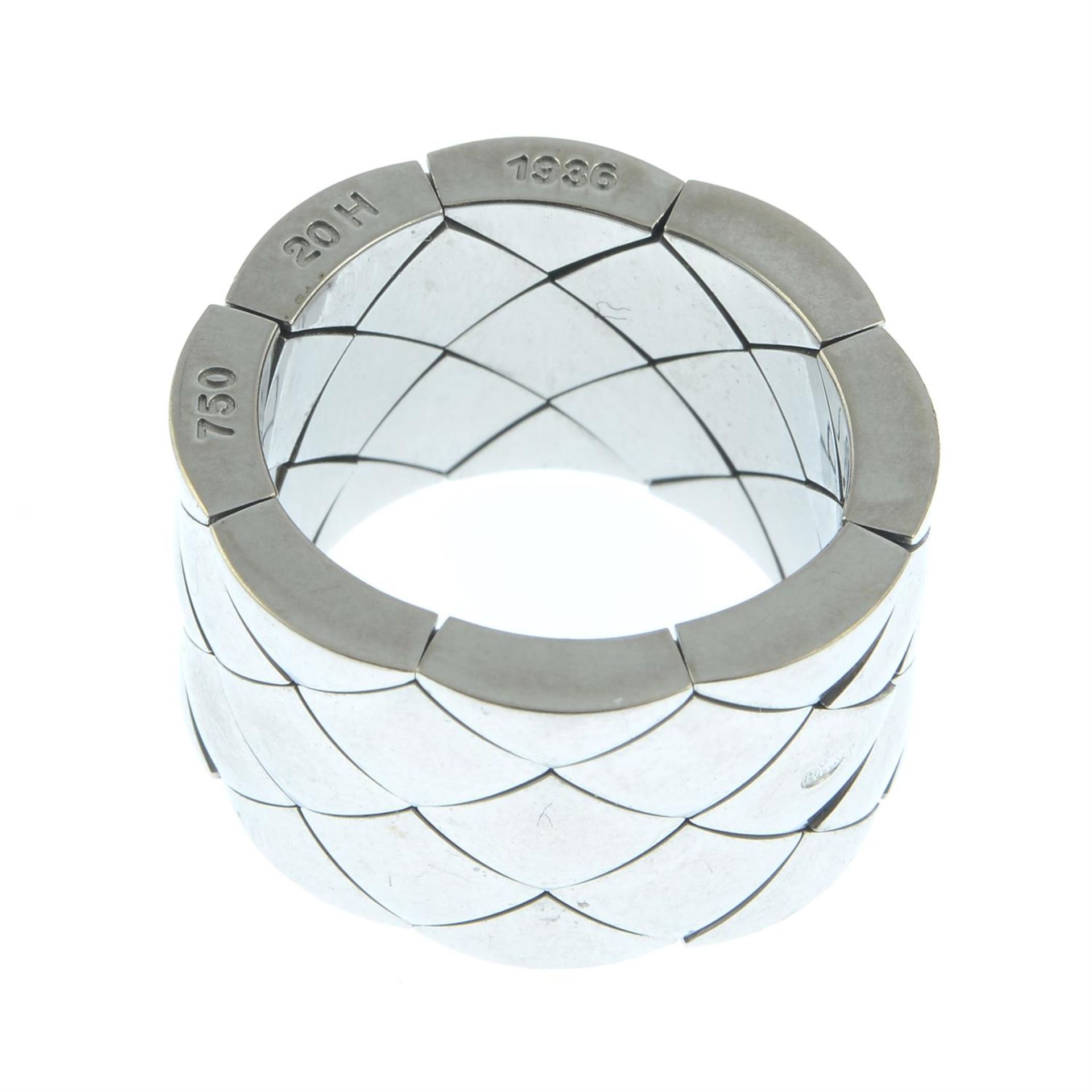 CHANEL - a 'Matelassé' flexible ring. - Image 2 of 5