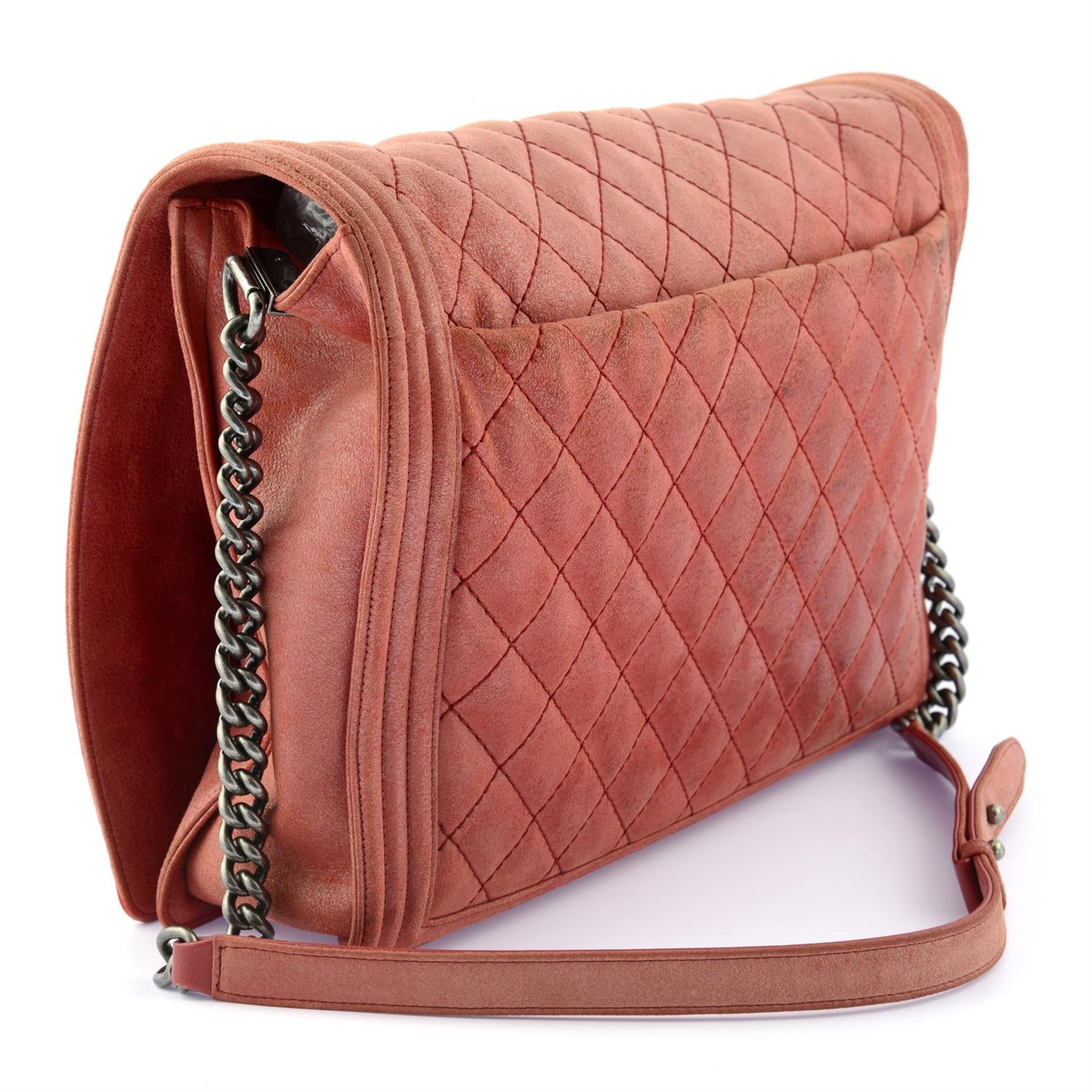 CHANEL - a pink goatskin leather XL Boy bag. - Image 4 of 5