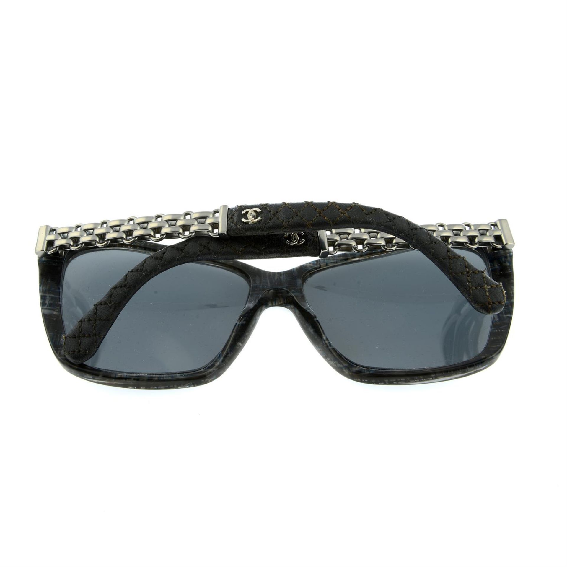 CHANEL - a pair of prescription sunglasses. - Image 2 of 3