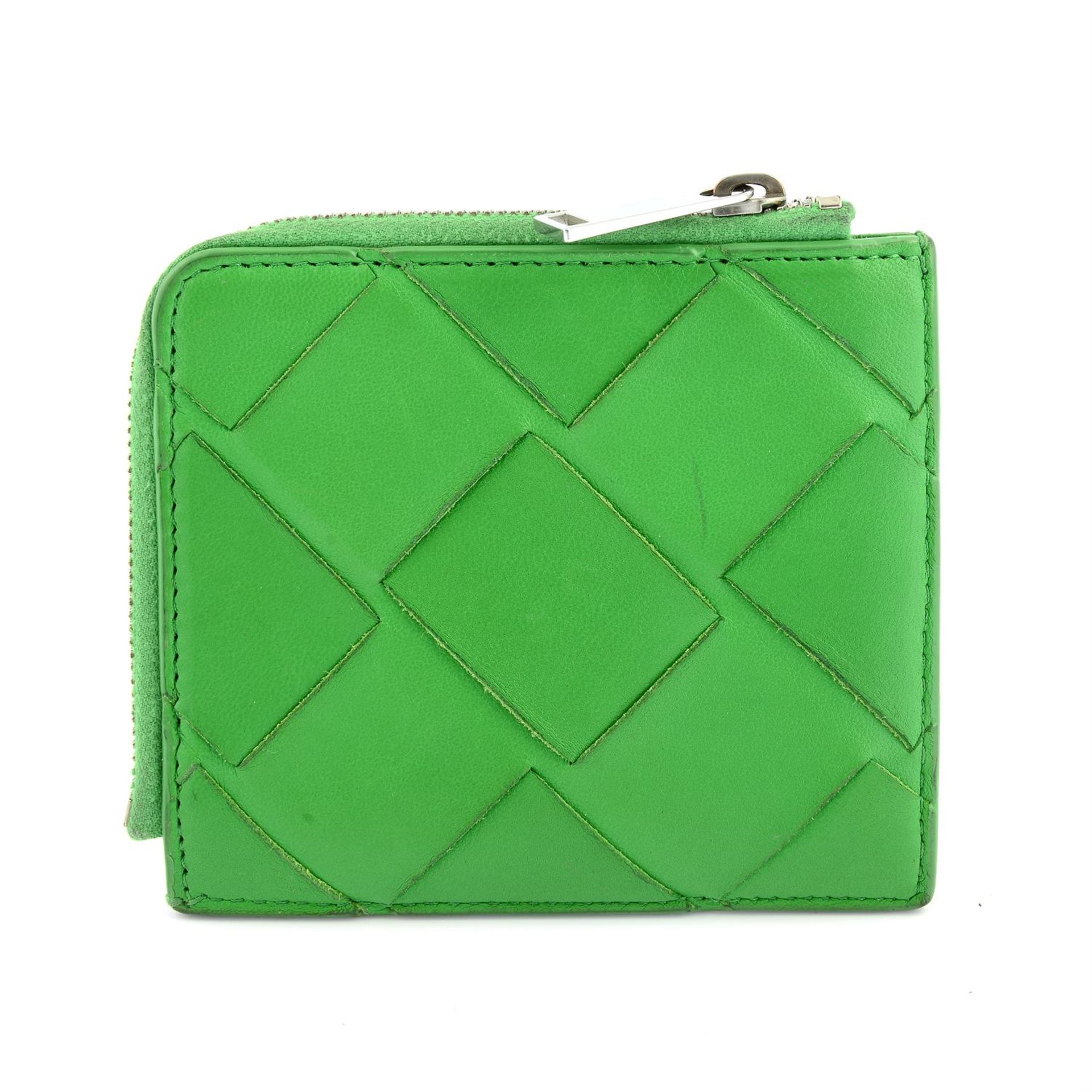 BOTTEGA VENETA - a small green Intrecciato leather coin purse. - Image 2 of 4