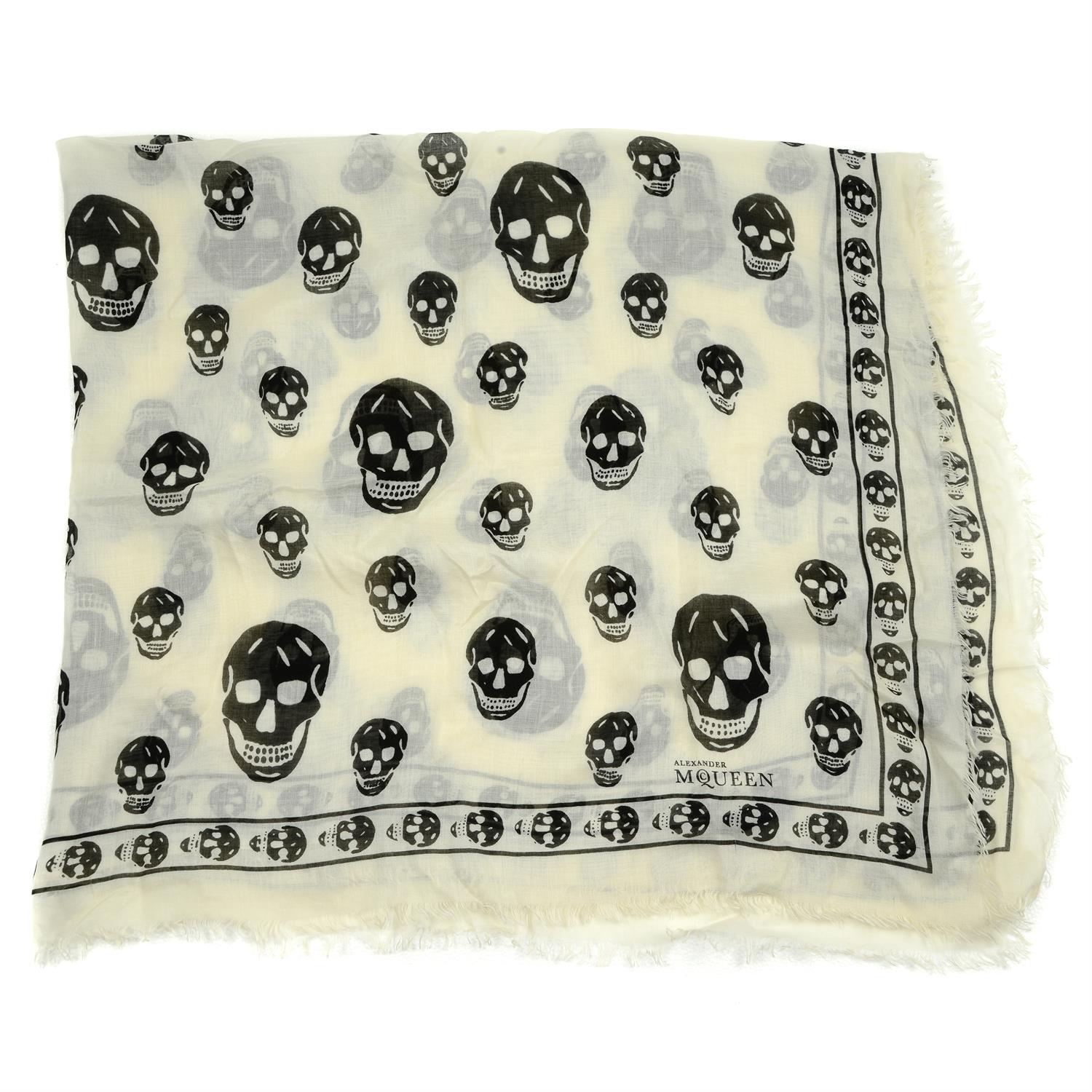 ALEXANDER MCQUEEN - a white and black skull scarf.