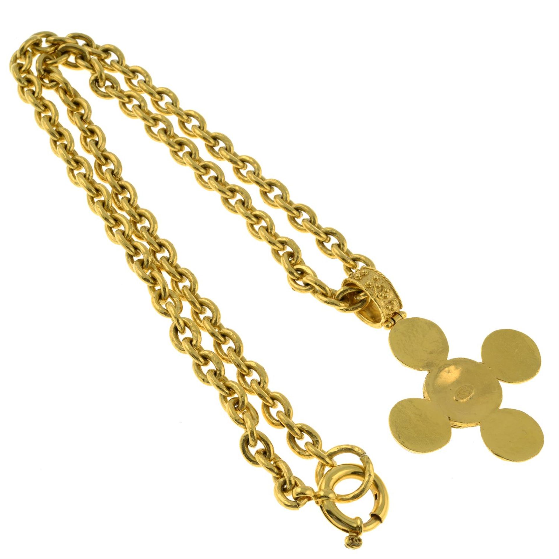 CHANEL - a 'Matelassé' necklace. - Image 2 of 2