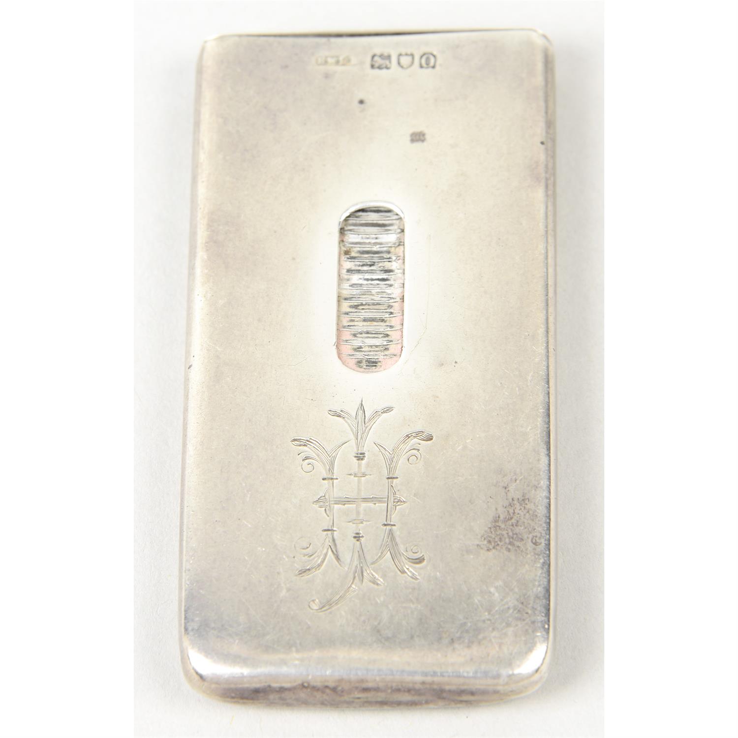 An Edwardian silver small visiting card case.