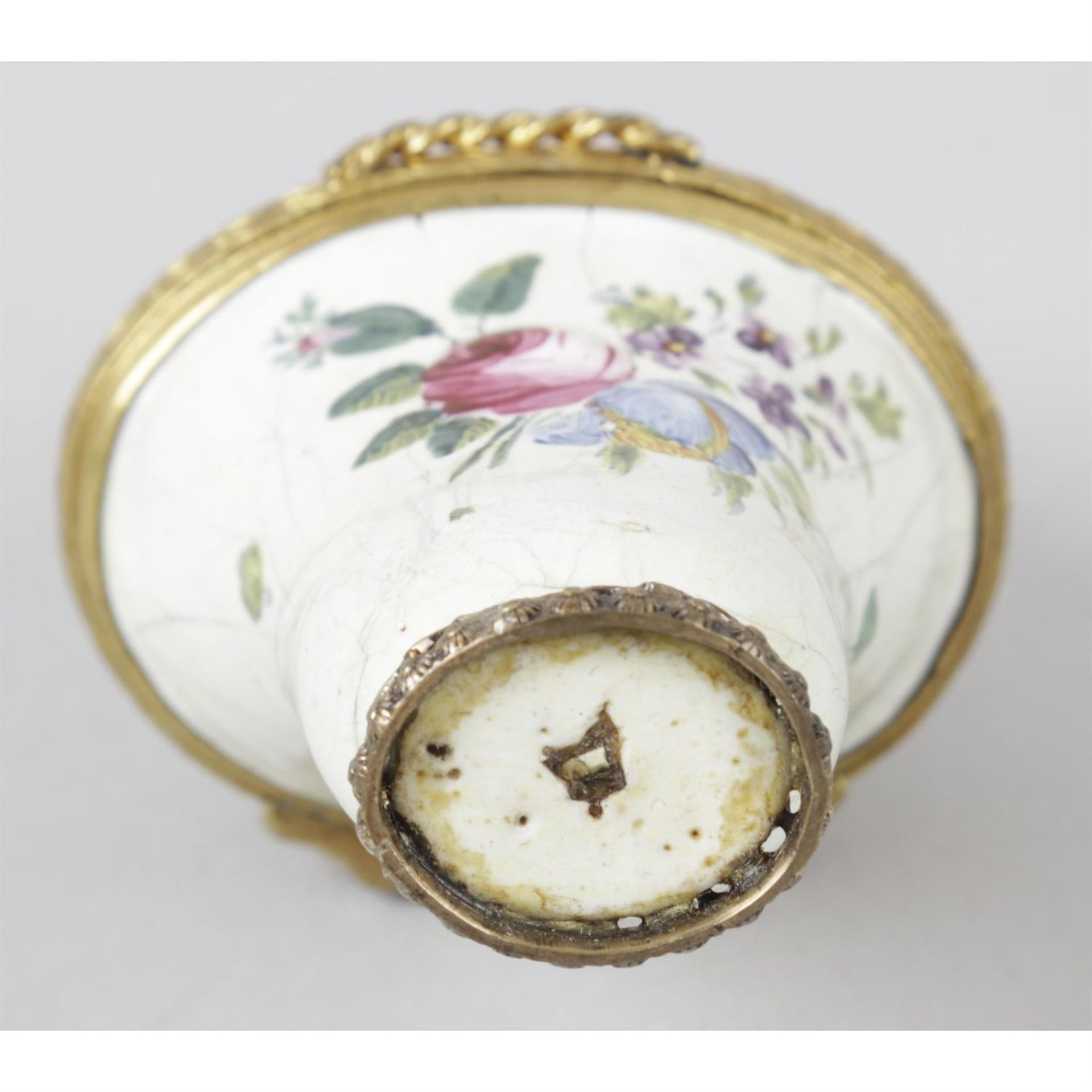 An antique enamelled ladies scent bottle and vanity case. - Image 2 of 2