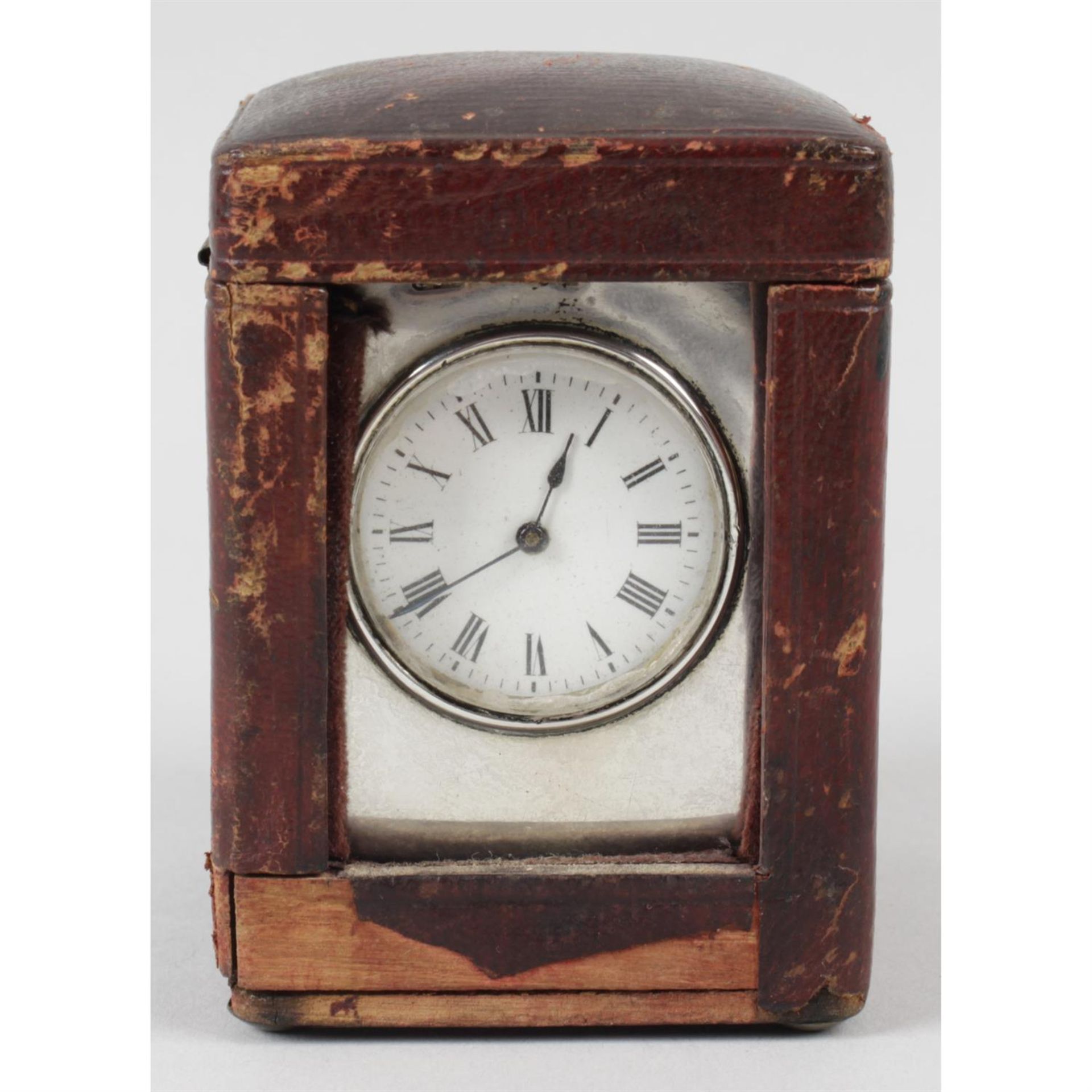 A Birmingham 1903 hallmarked silver cased carriage style travel clock. - Image 3 of 3