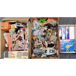 A collection of assorted 1990s toys, to include Kenner Real Ghostbusters, Hasbro Action Man,