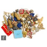 A small parcel lot of assorted military buttons, badges and cloth, to include some copies.